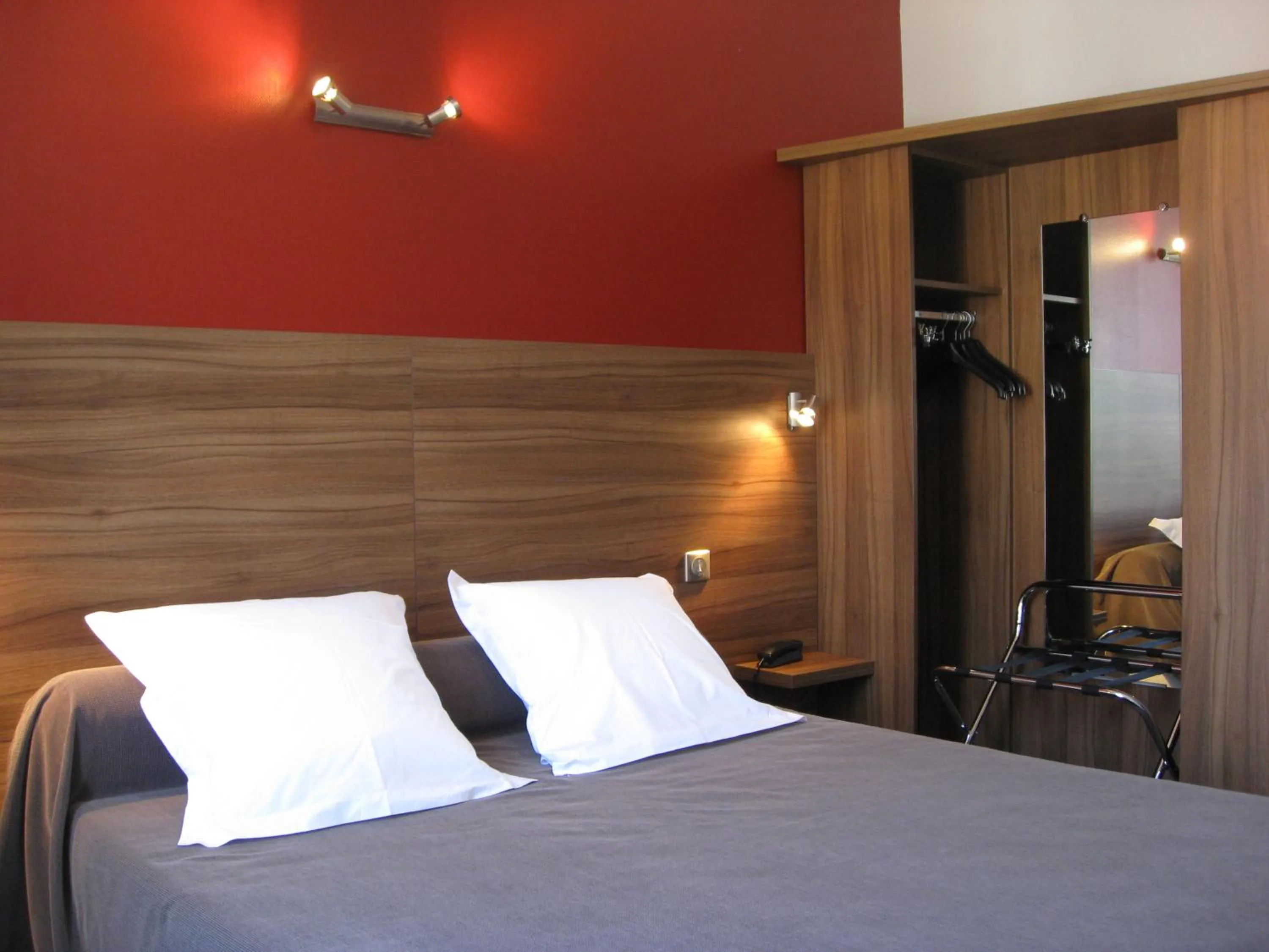 Photo of the whole room in Hotel Barnetche