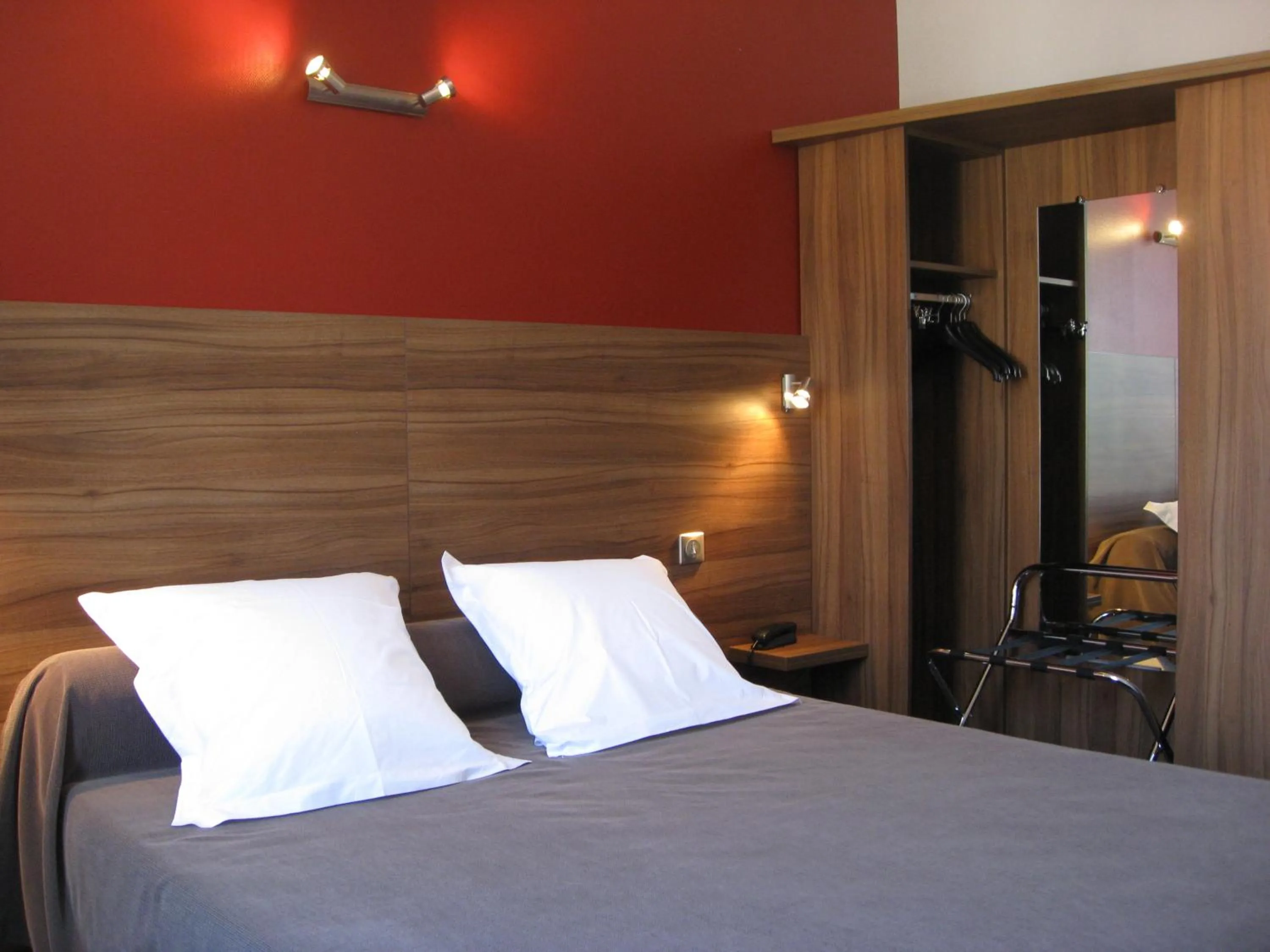 Photo of the whole room in Hotel Barnetche