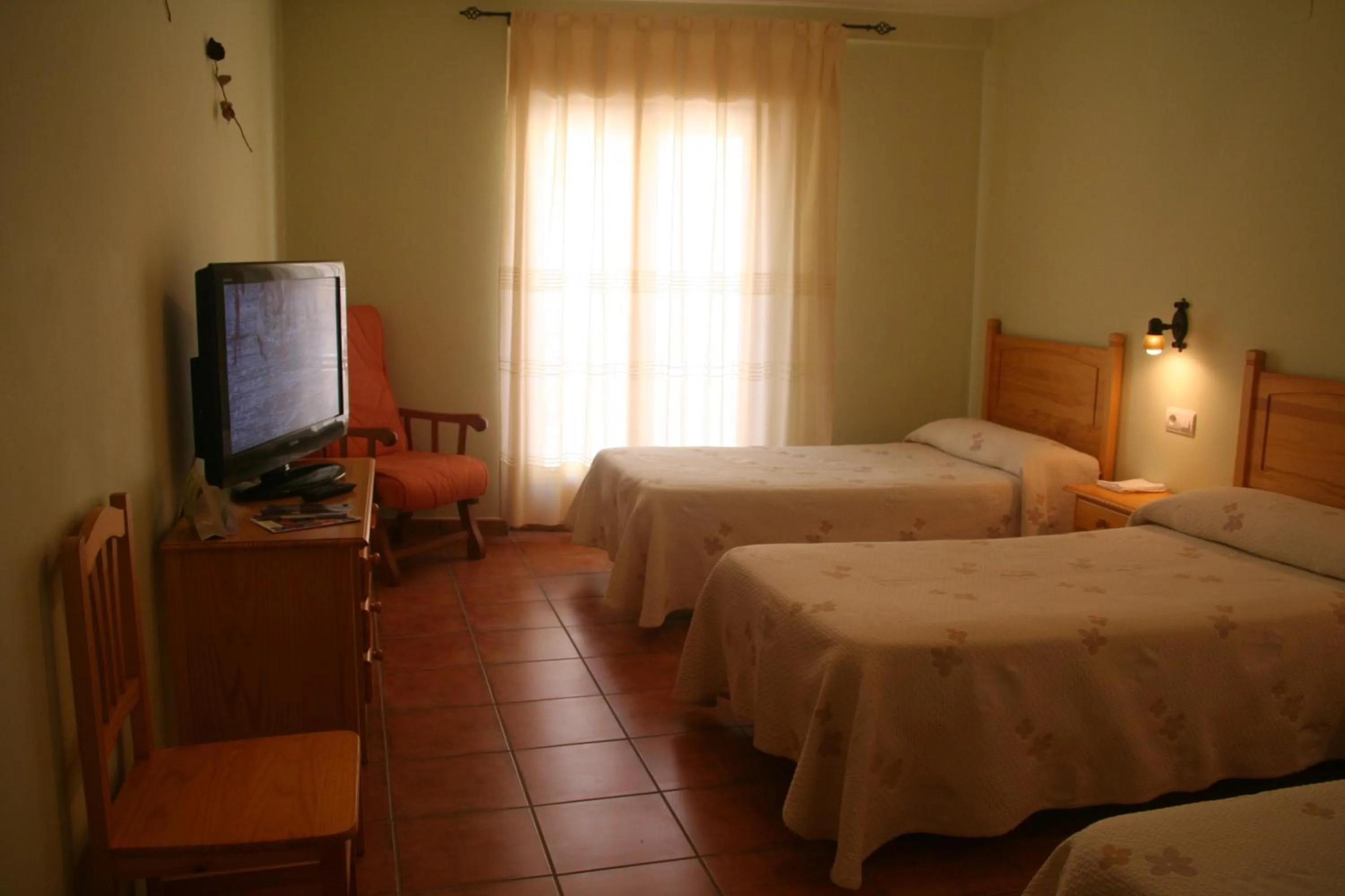 Bedroom, Bed in Hotel Castellote