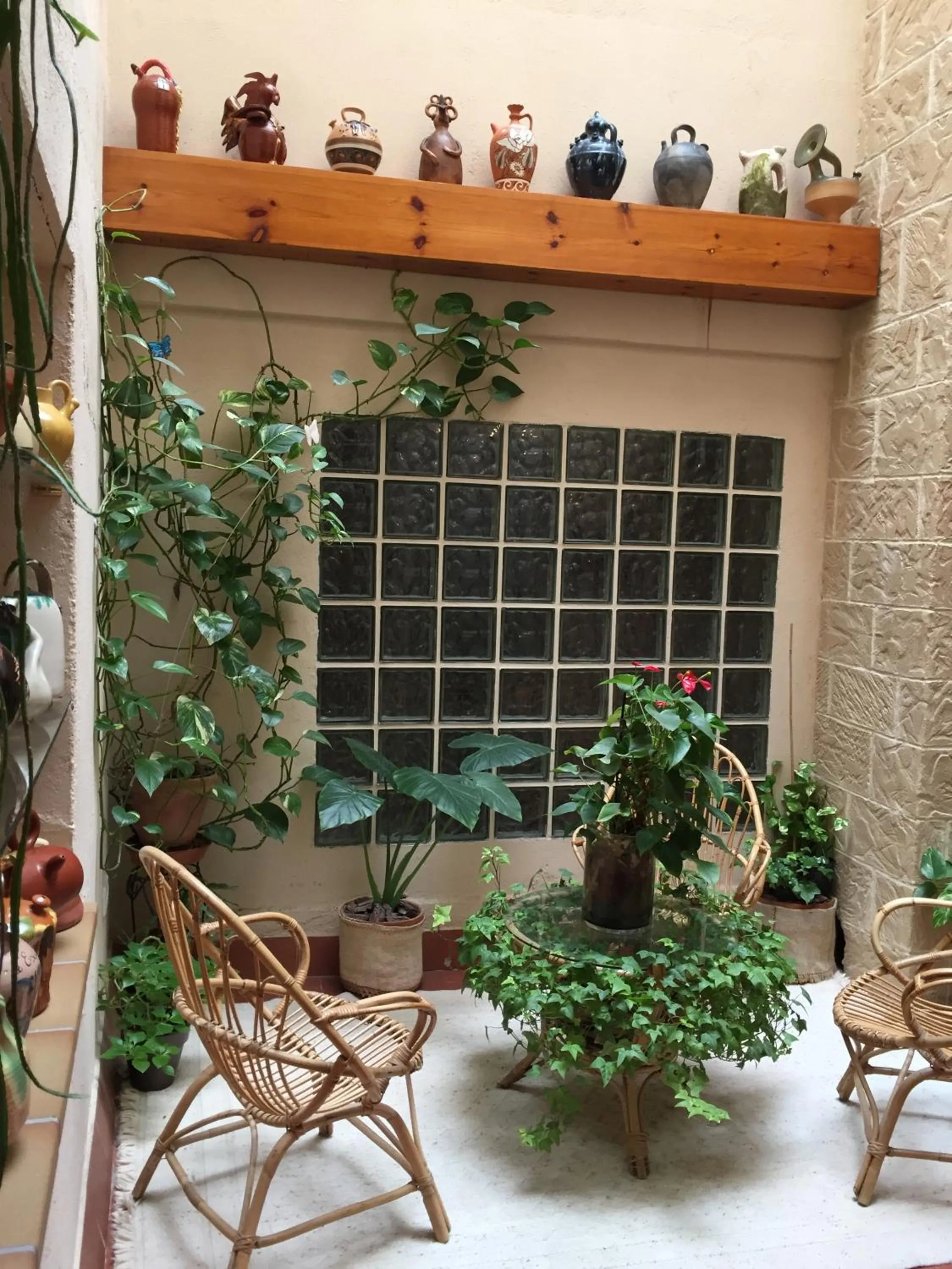 Decorative detail in Hotel Castellote