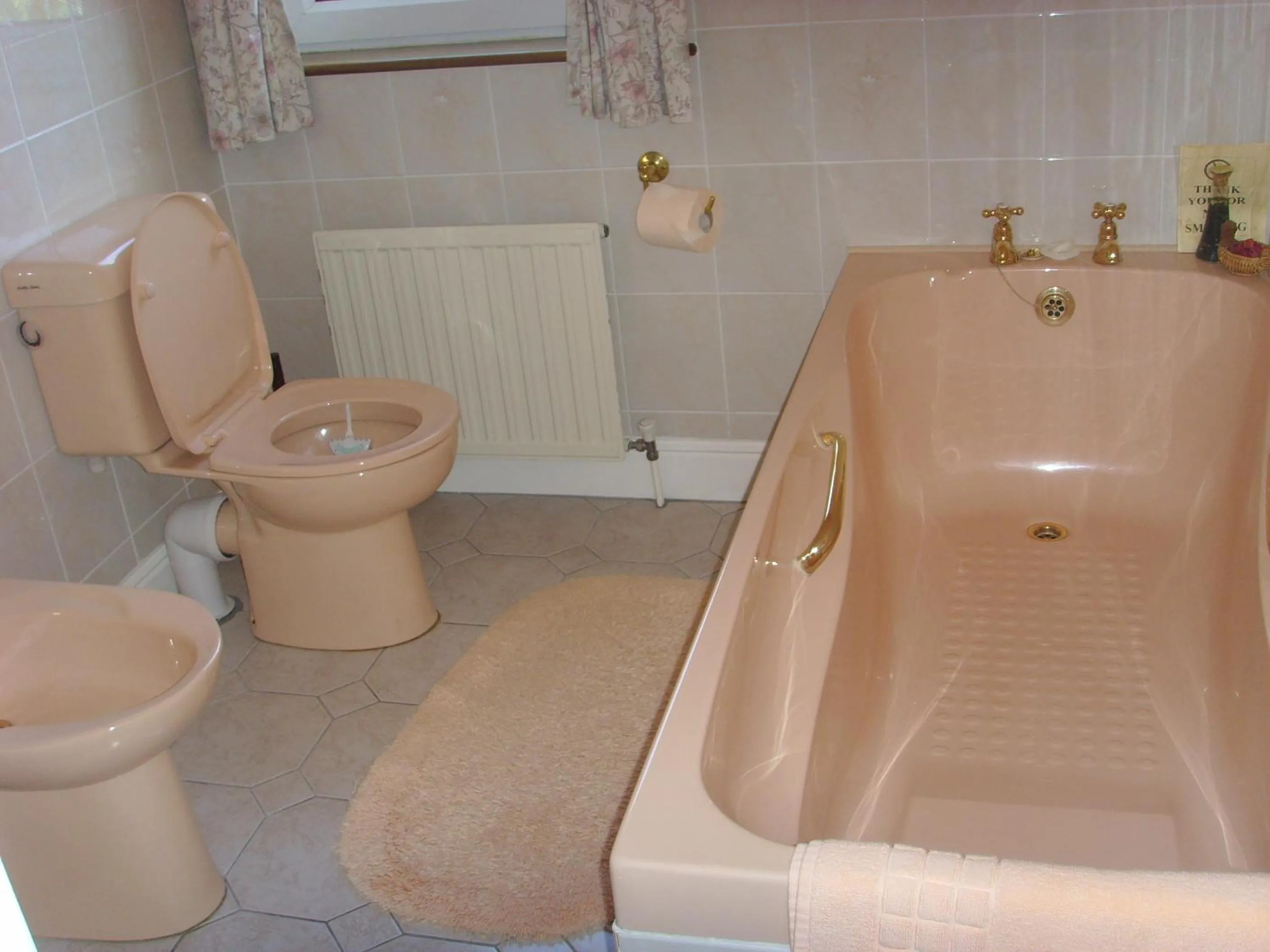 Toilet in Springfield House B&B