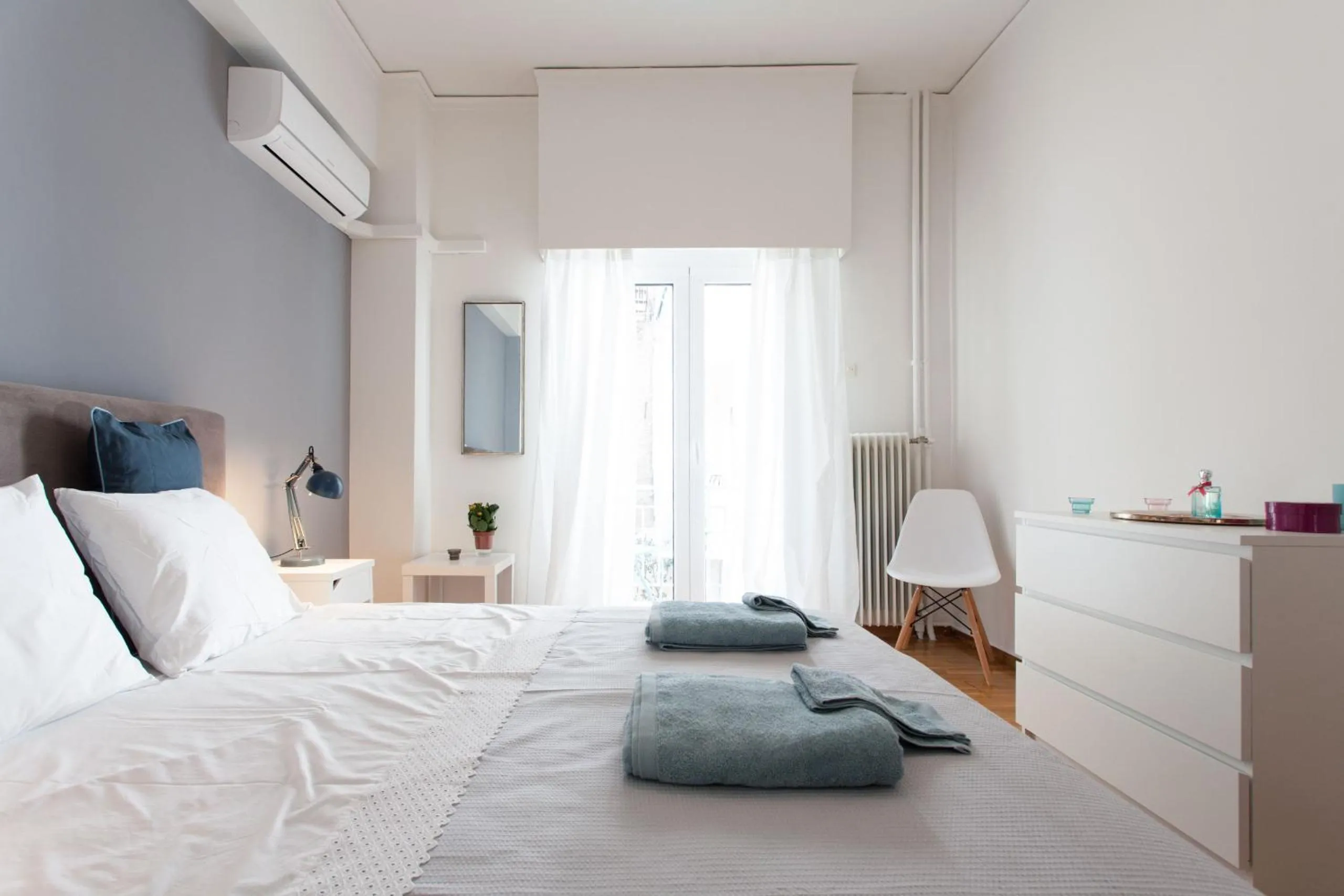 2 bdrm apt for up to 6 guests next to Acropolis museum