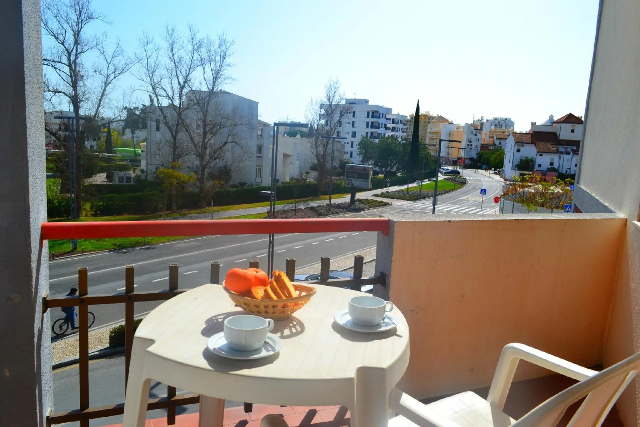 Balcony/Terrace in Algardia Marina Parque by Garvetur