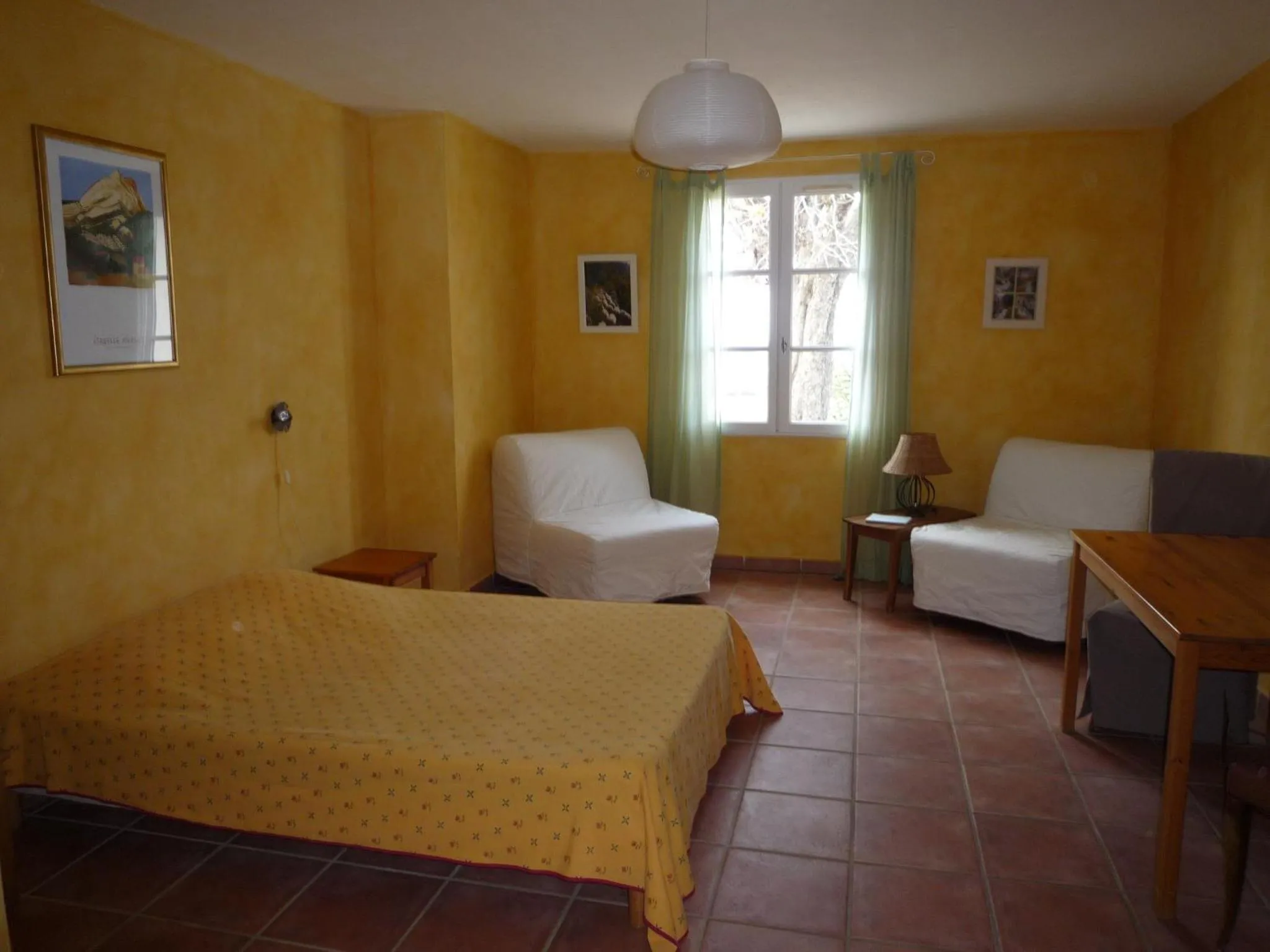 Photo of the whole room in La Ferme du petit Ségriès Bed and Breakfast