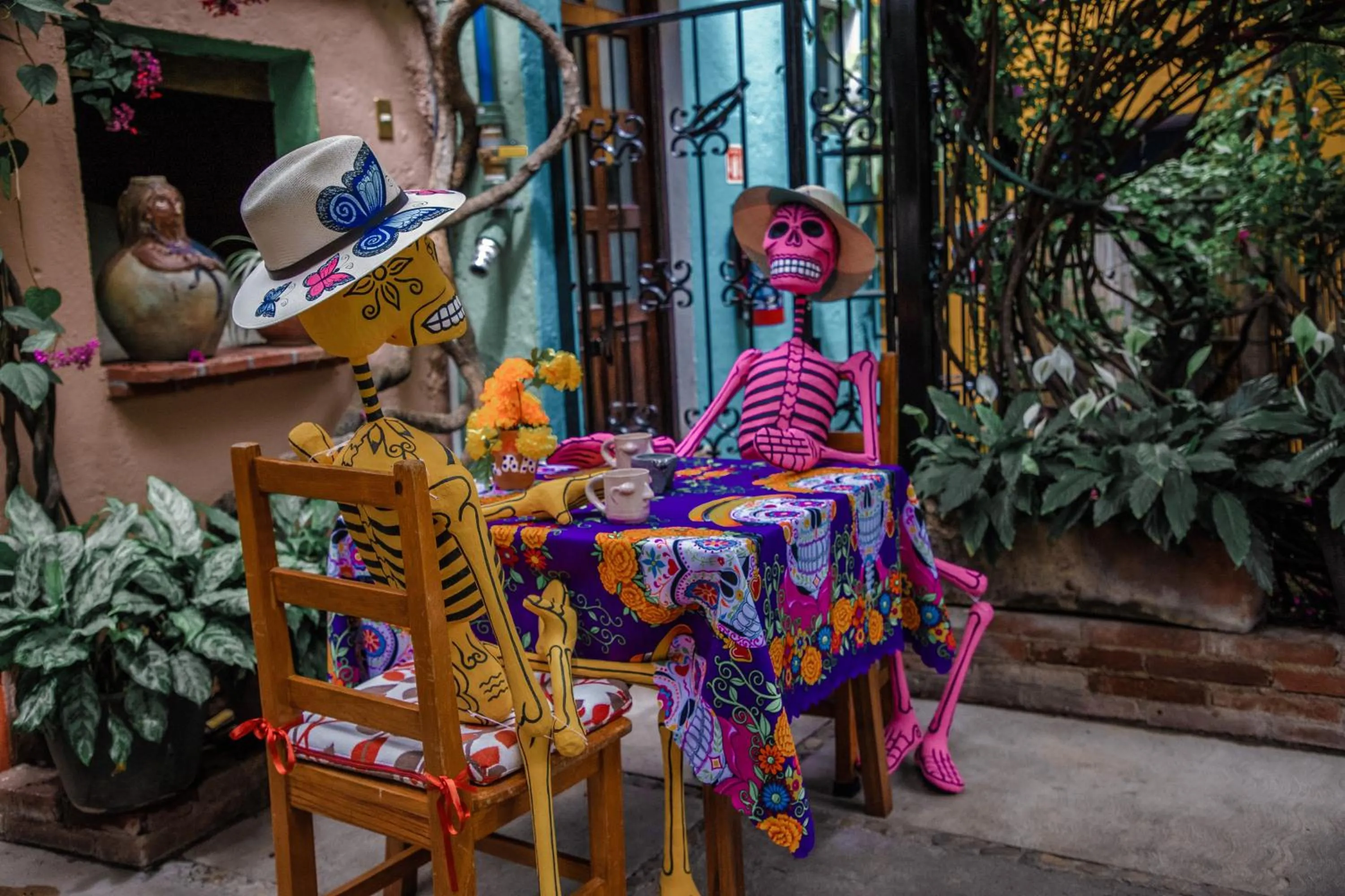 Patio in Hotel Las Golondrinas