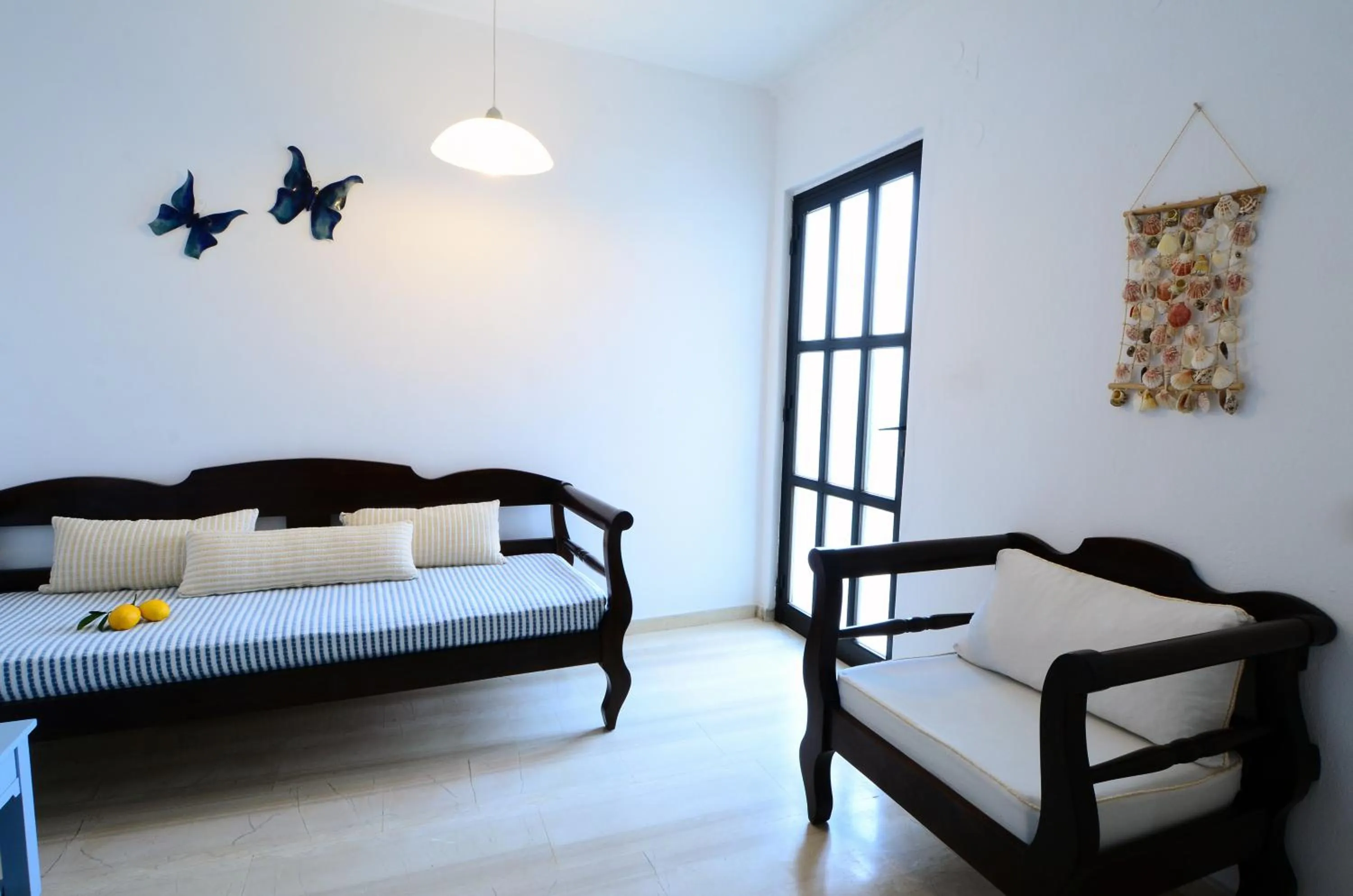 Living room, Bed in Golden Apartments