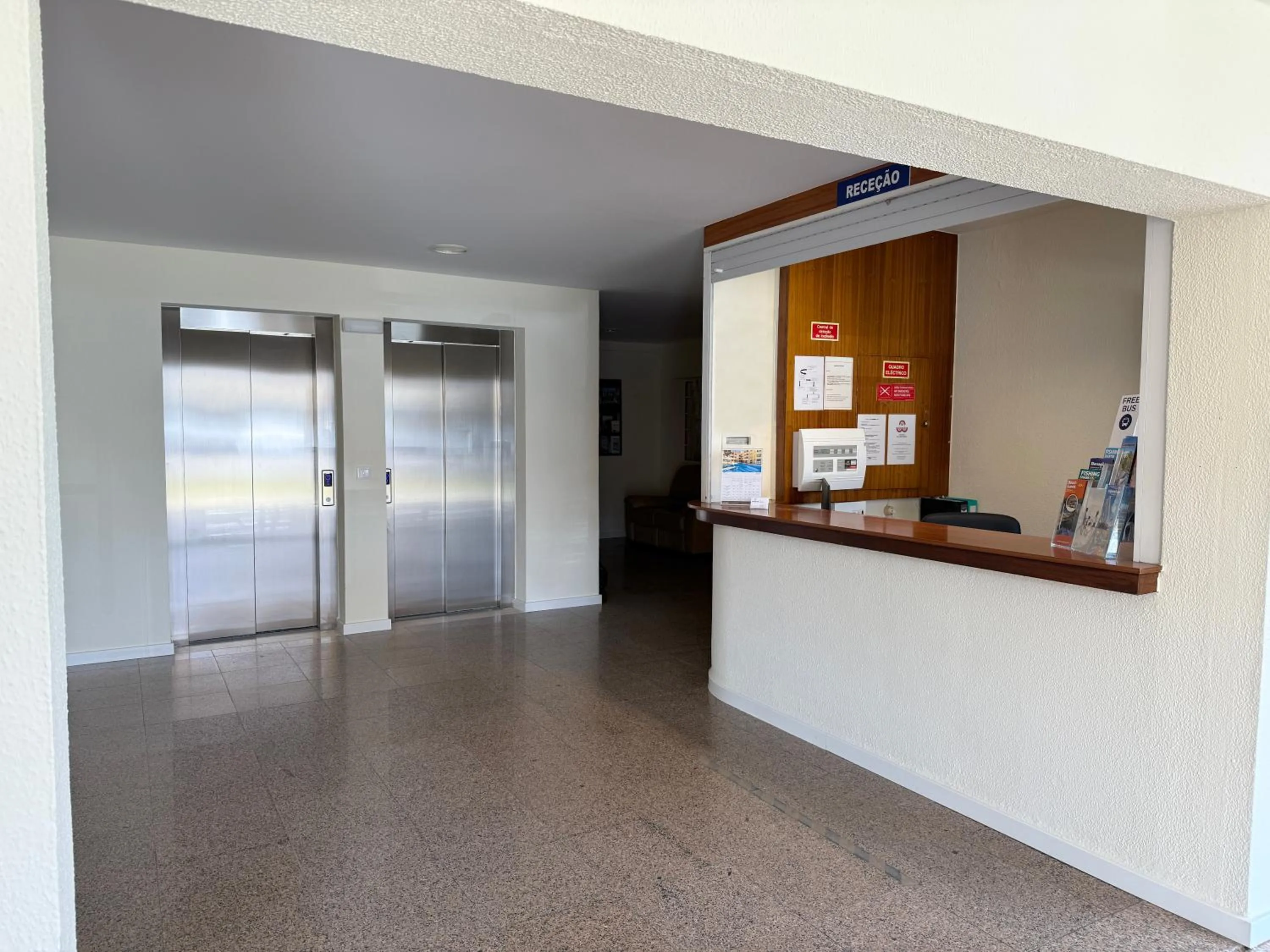 Lobby or reception in Rio by Garvetur