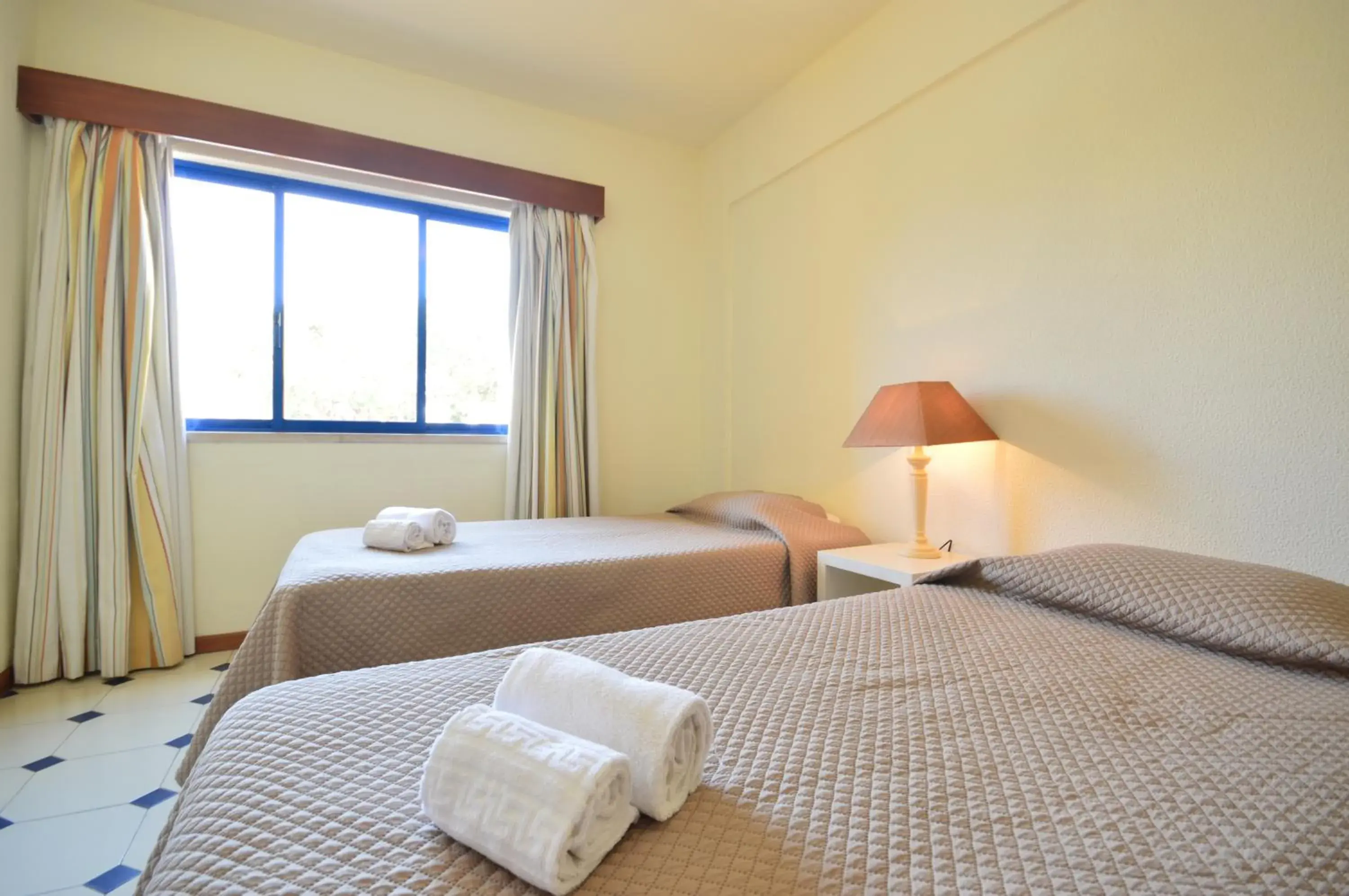 Bed in Rio by Garvetur Bed in Rio by Garvetur