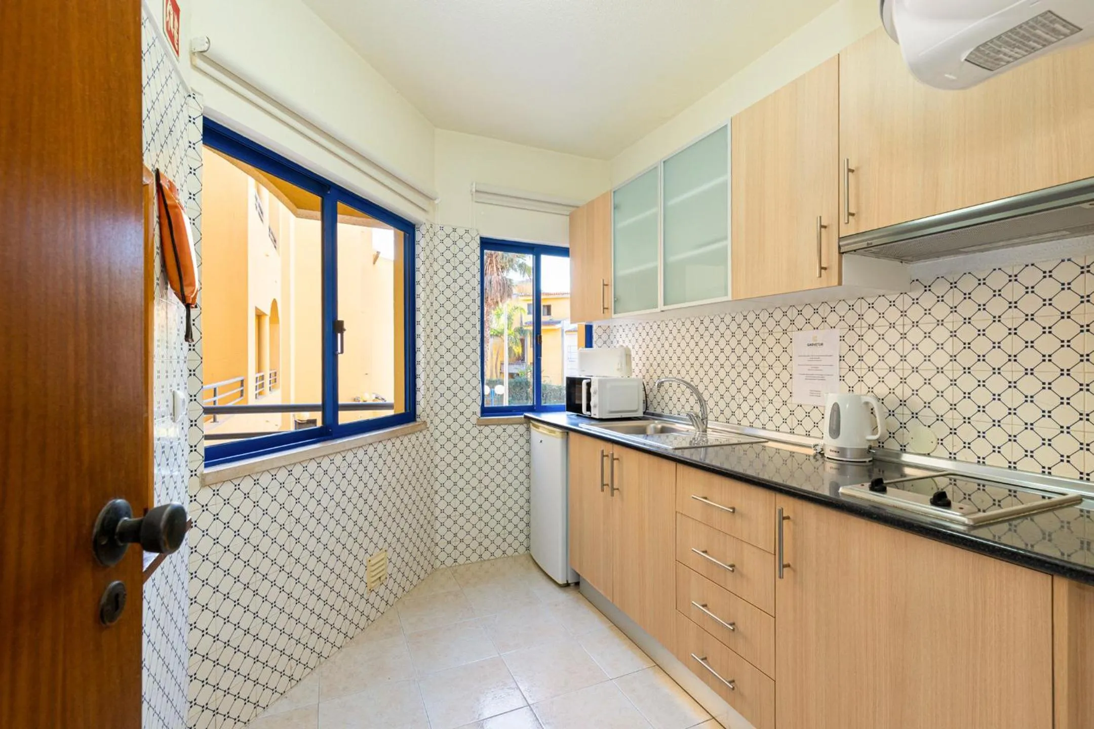 kitchen in Rio by Garvetur