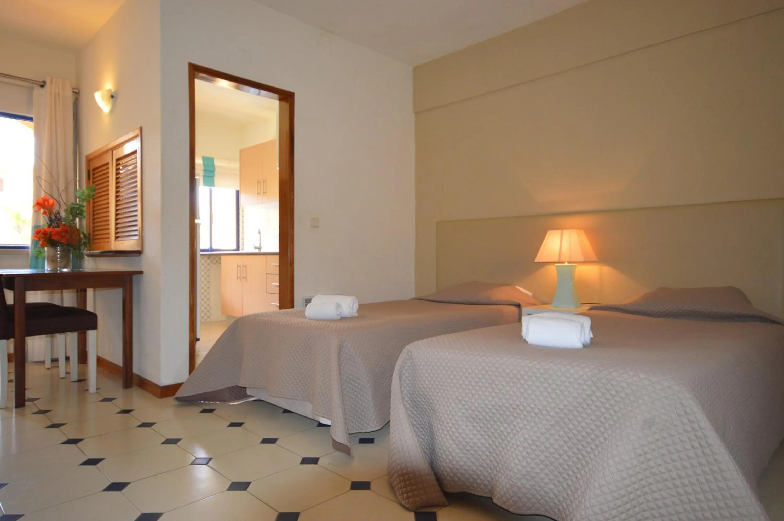 Bedroom, Bed in Rio by Garvetur