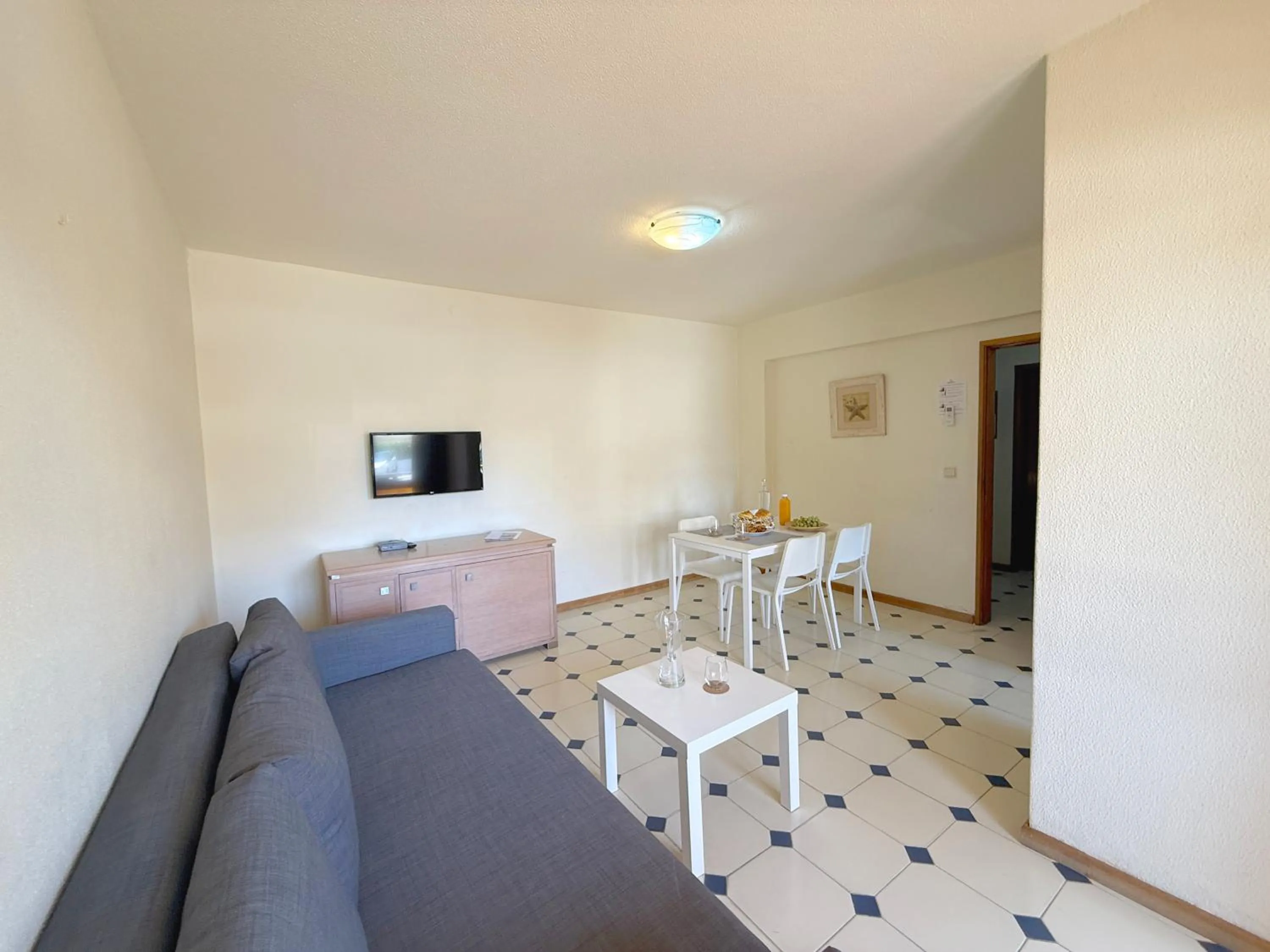 Living room in Rio by Garvetur