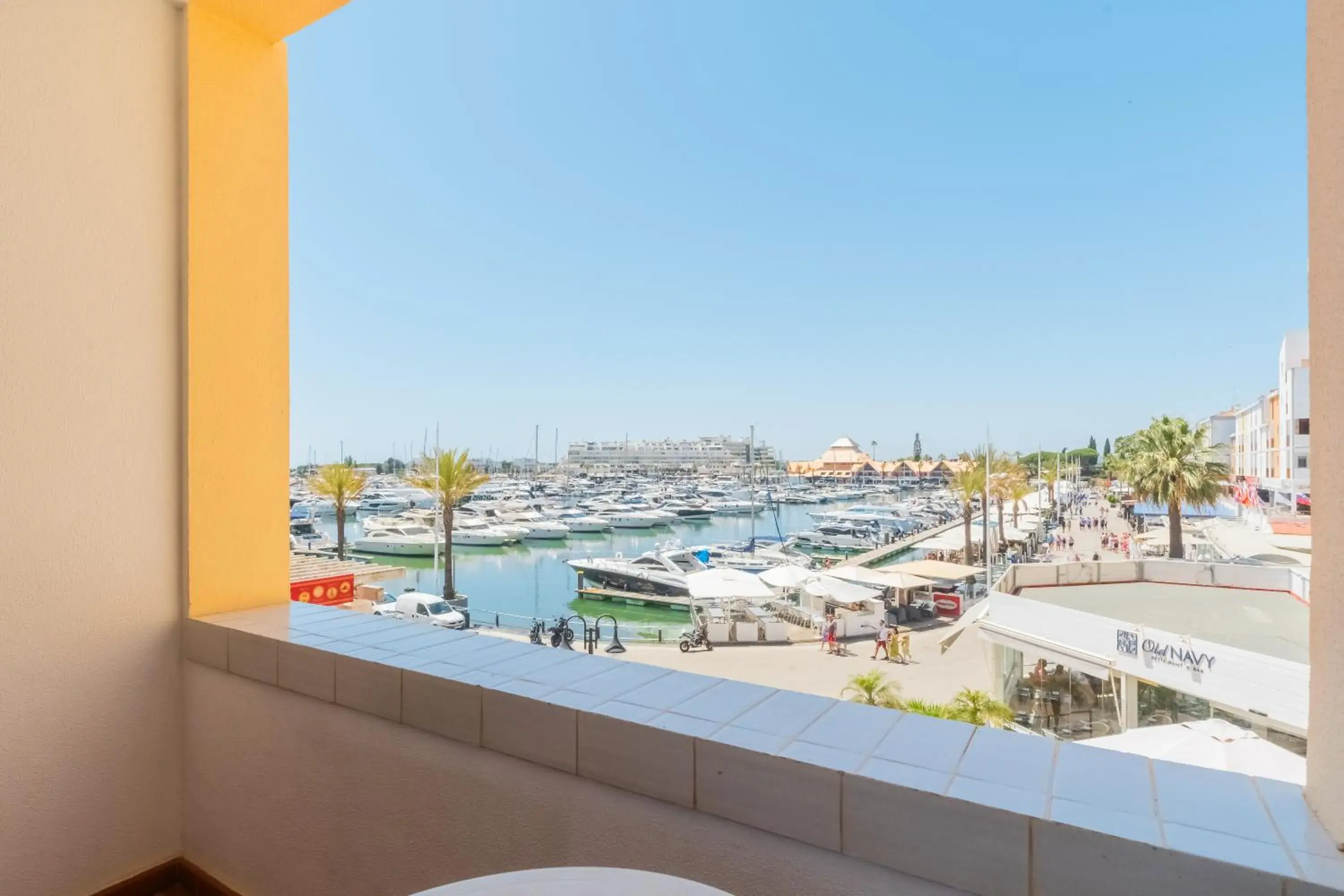Marina Plaza by Garvetur Marina Plaza by Garvetur