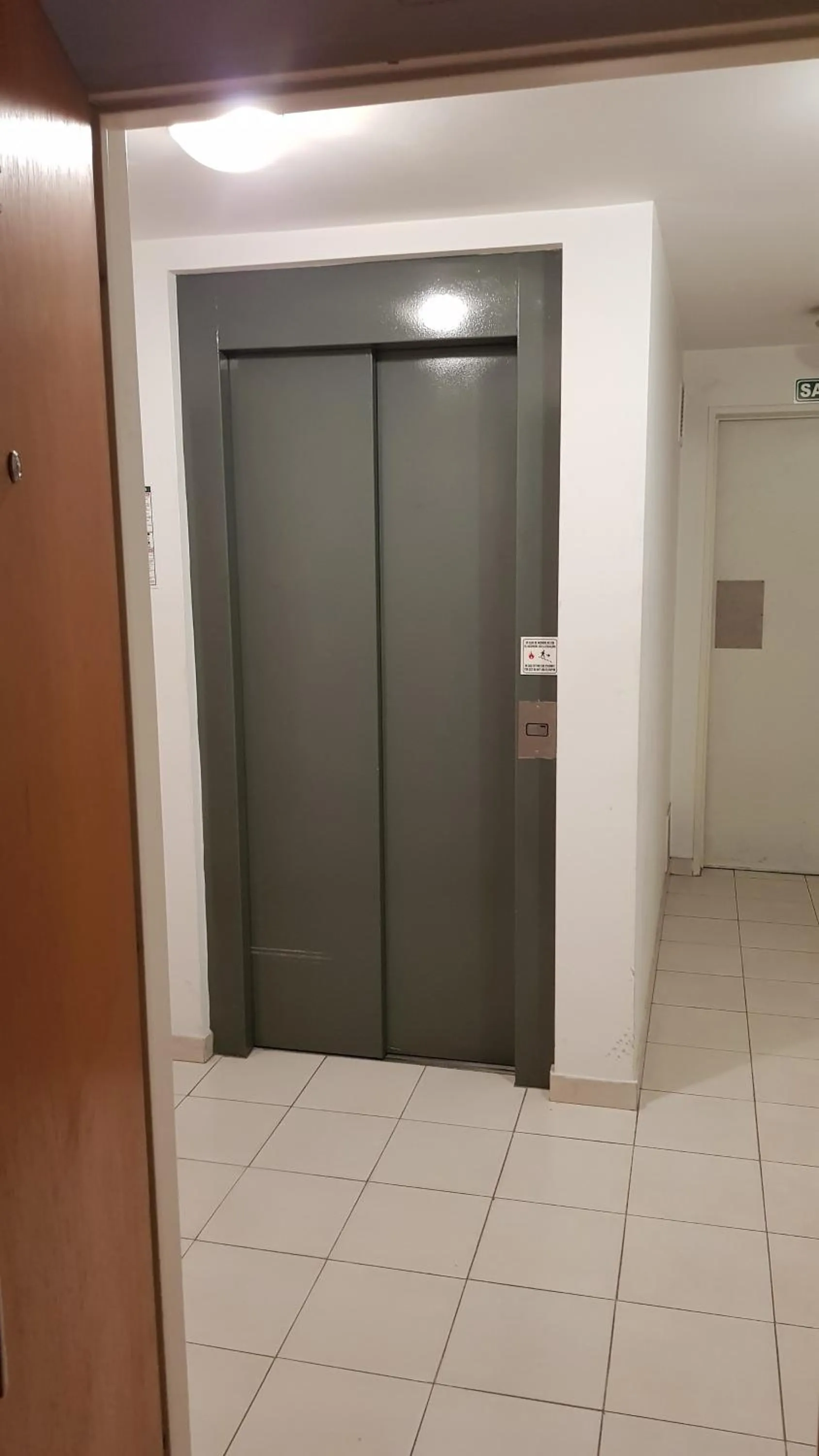 Property building in Aguero y Av. Las Heras