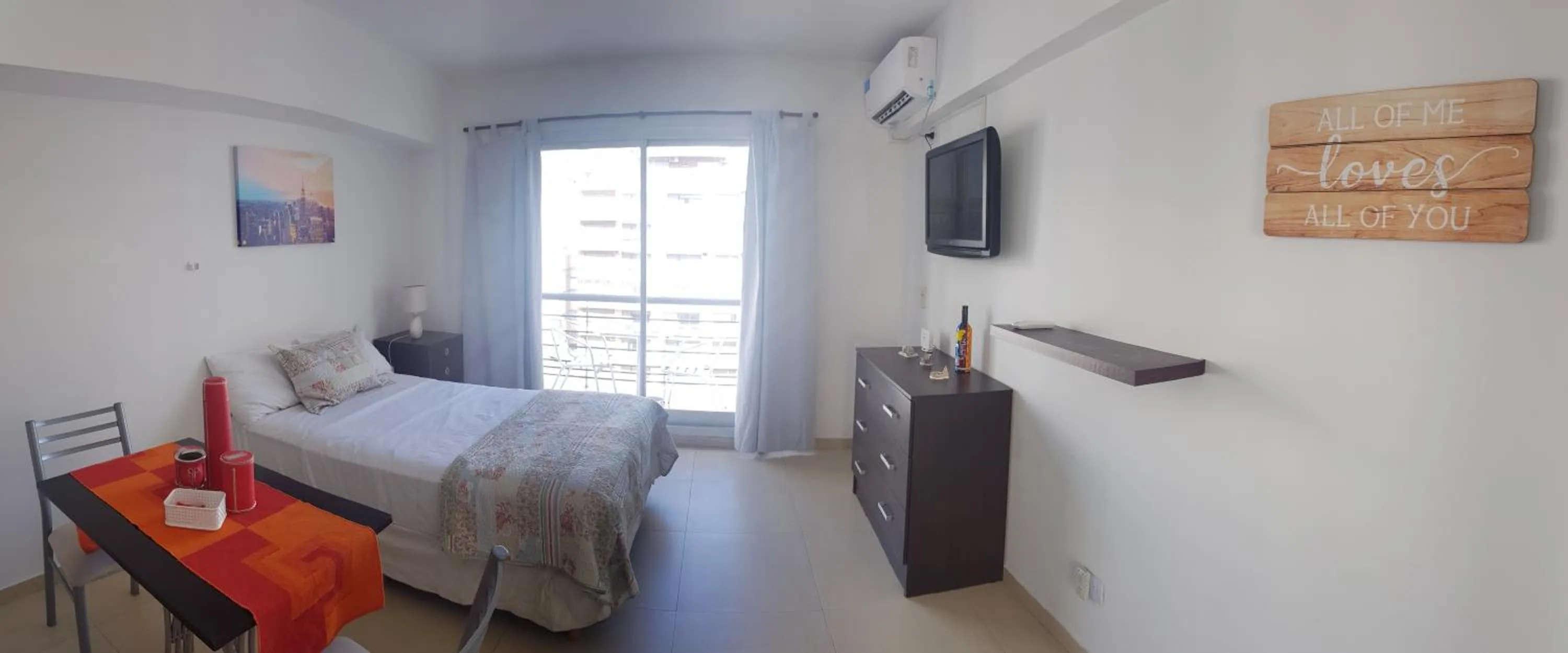 Photo of the whole room, Bed in Aguero y Av. Las Heras