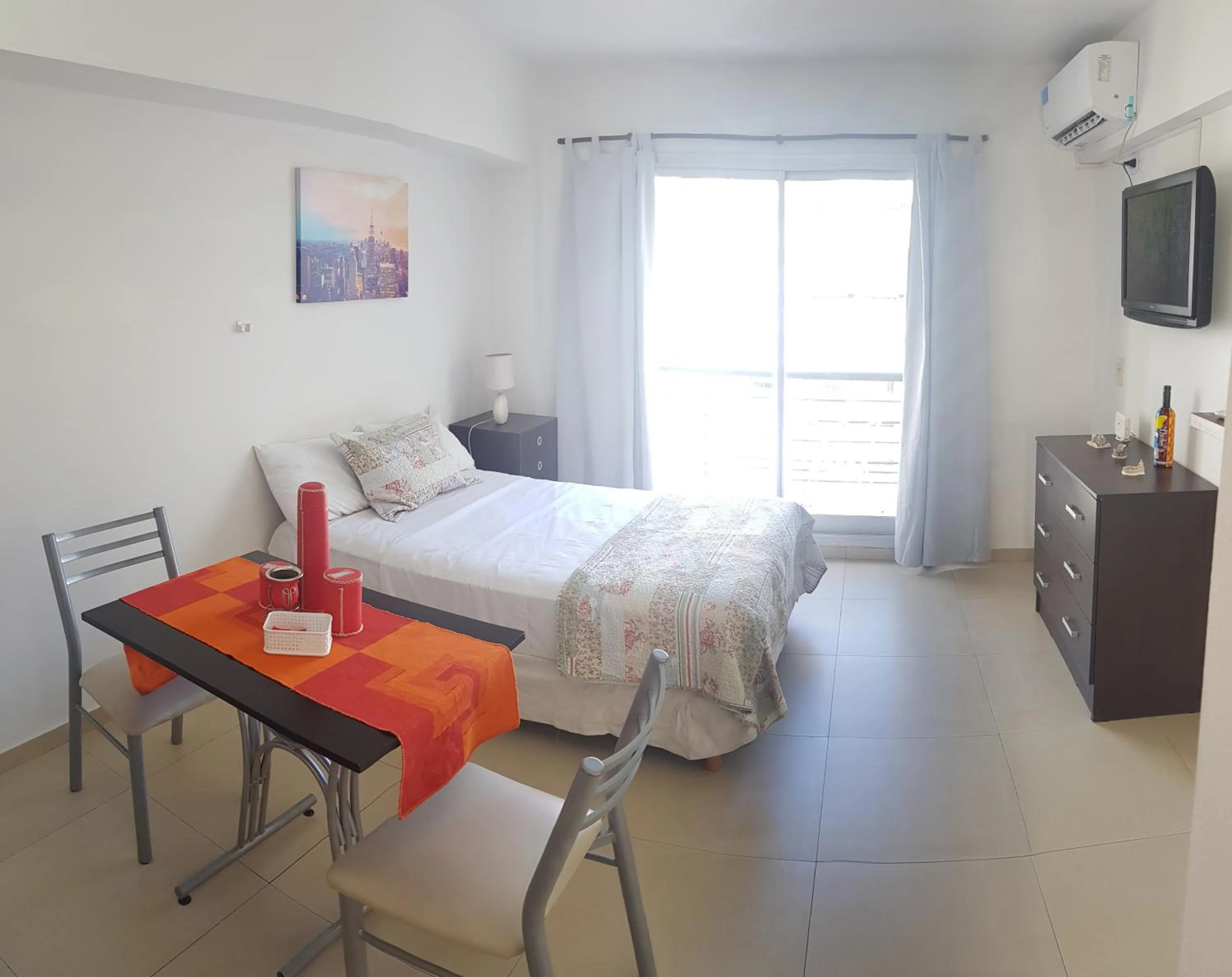 Bedroom, Bed in Aguero y Av. Las Heras