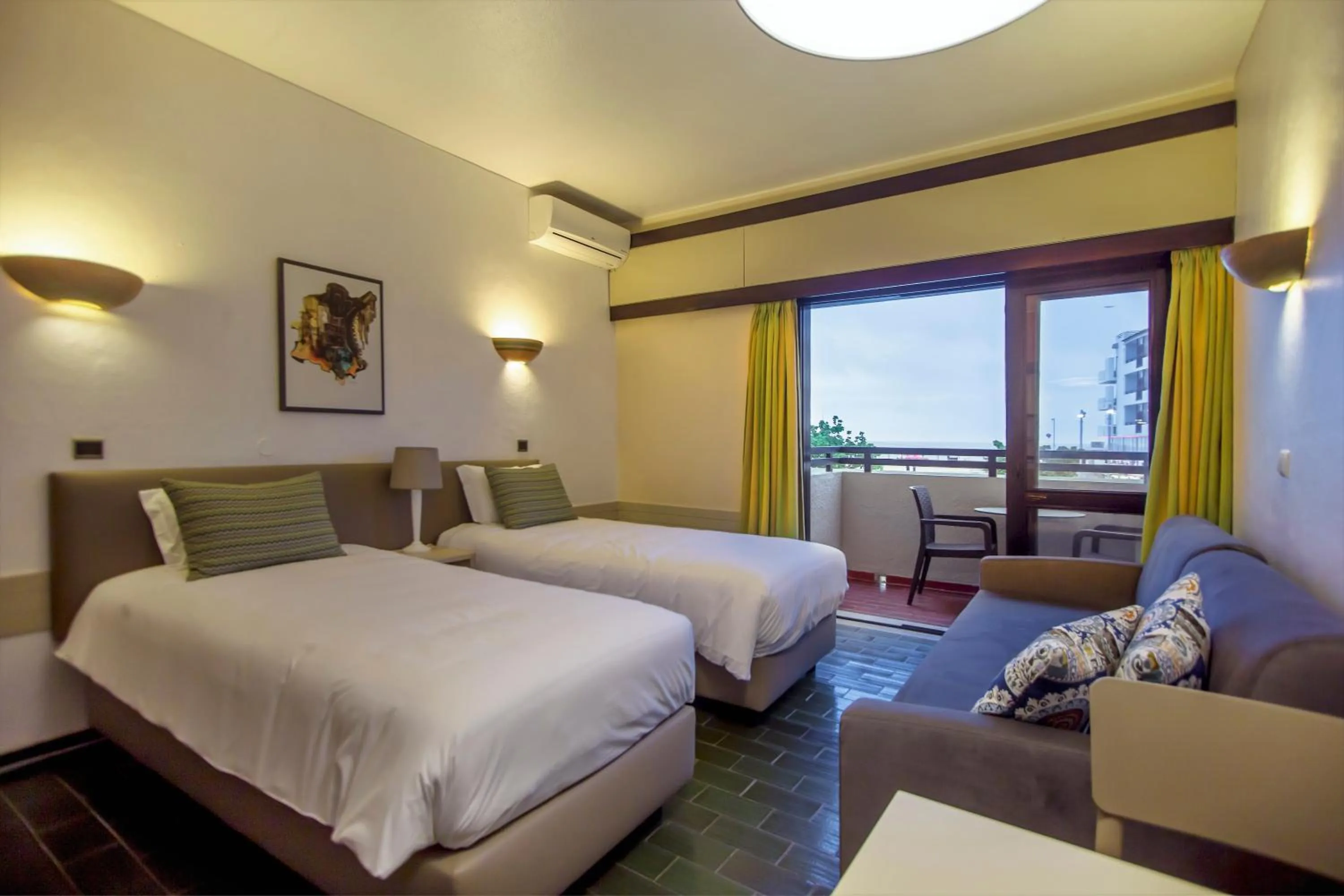 Sea view, Bed in Turial Old Town Ocean View