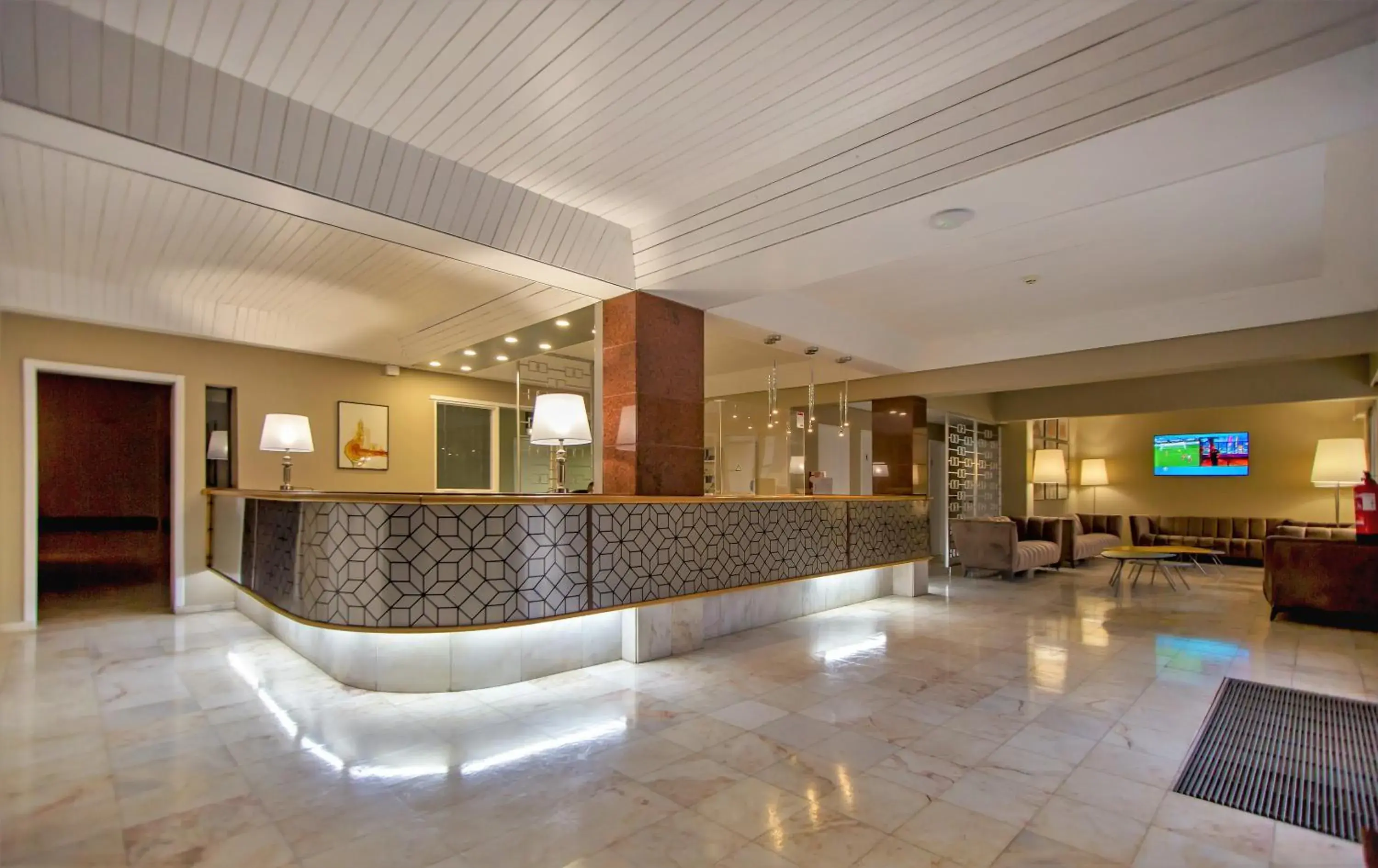 Communal lounge/ TV room in Turial Old Town Ocean View Communal lounge/ TV room in Turial Old Town Ocean View