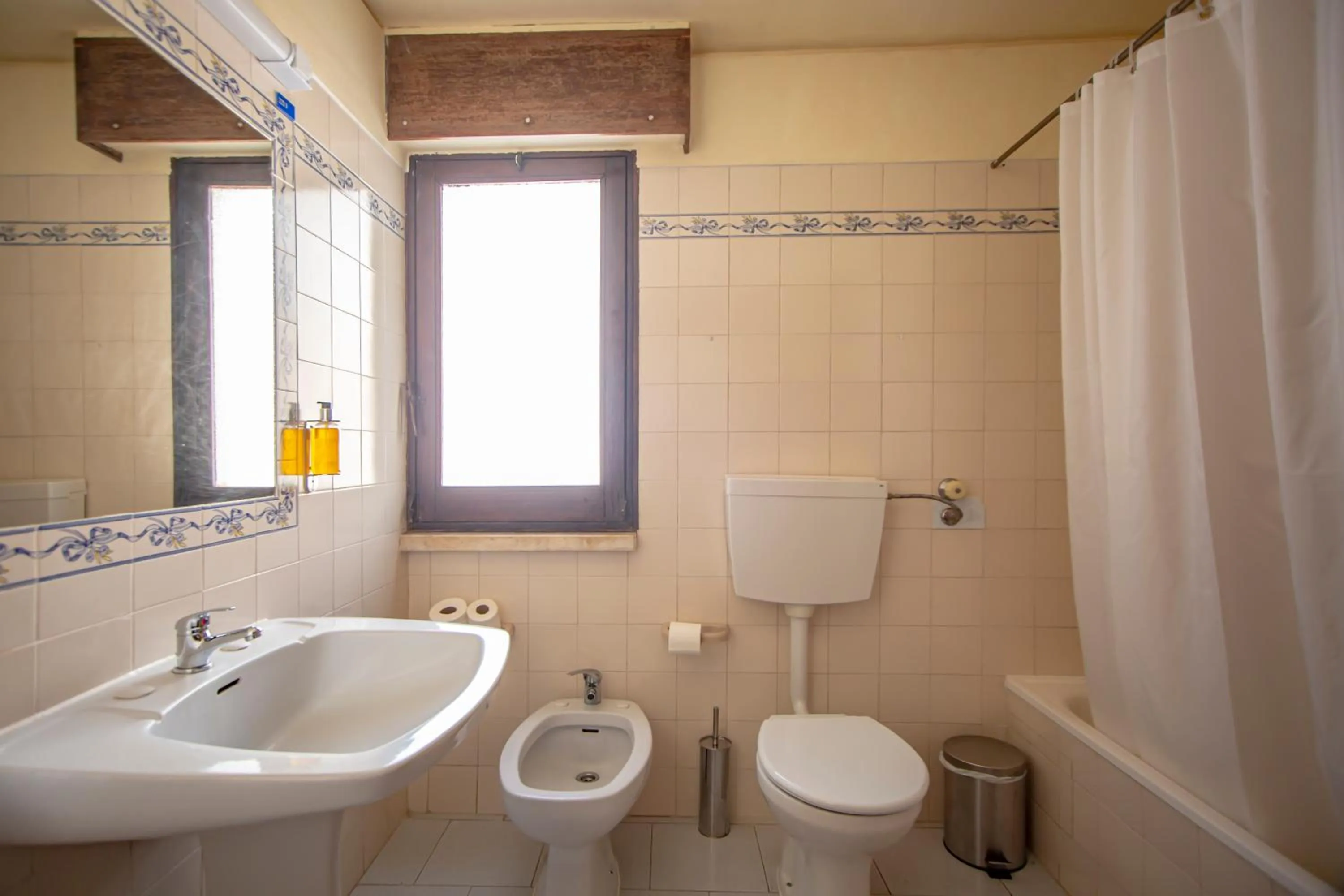 Bathroom in Turial Old Town Ocean View