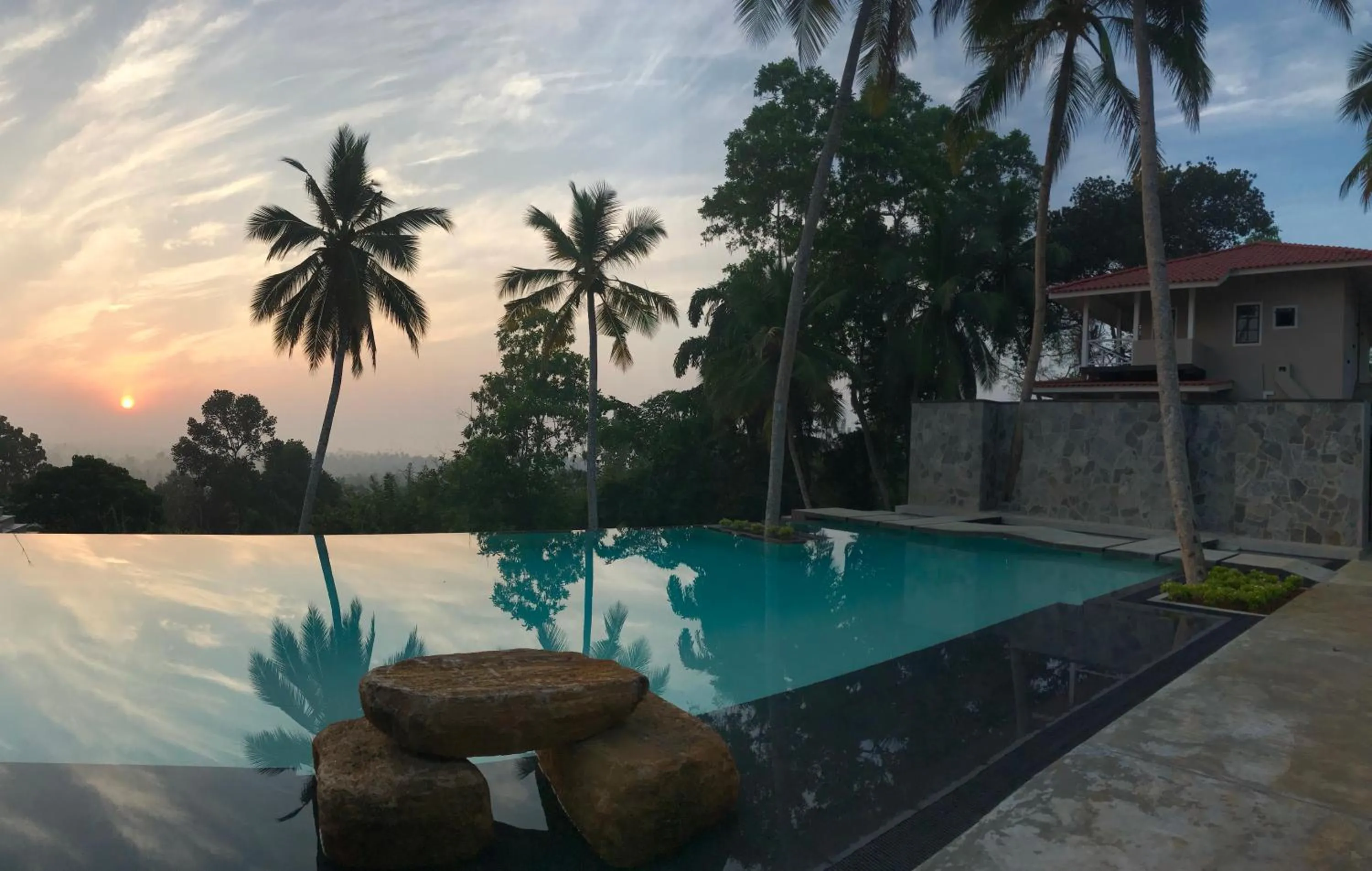 Swimming pool in Tabula Rasa Resort & Spa