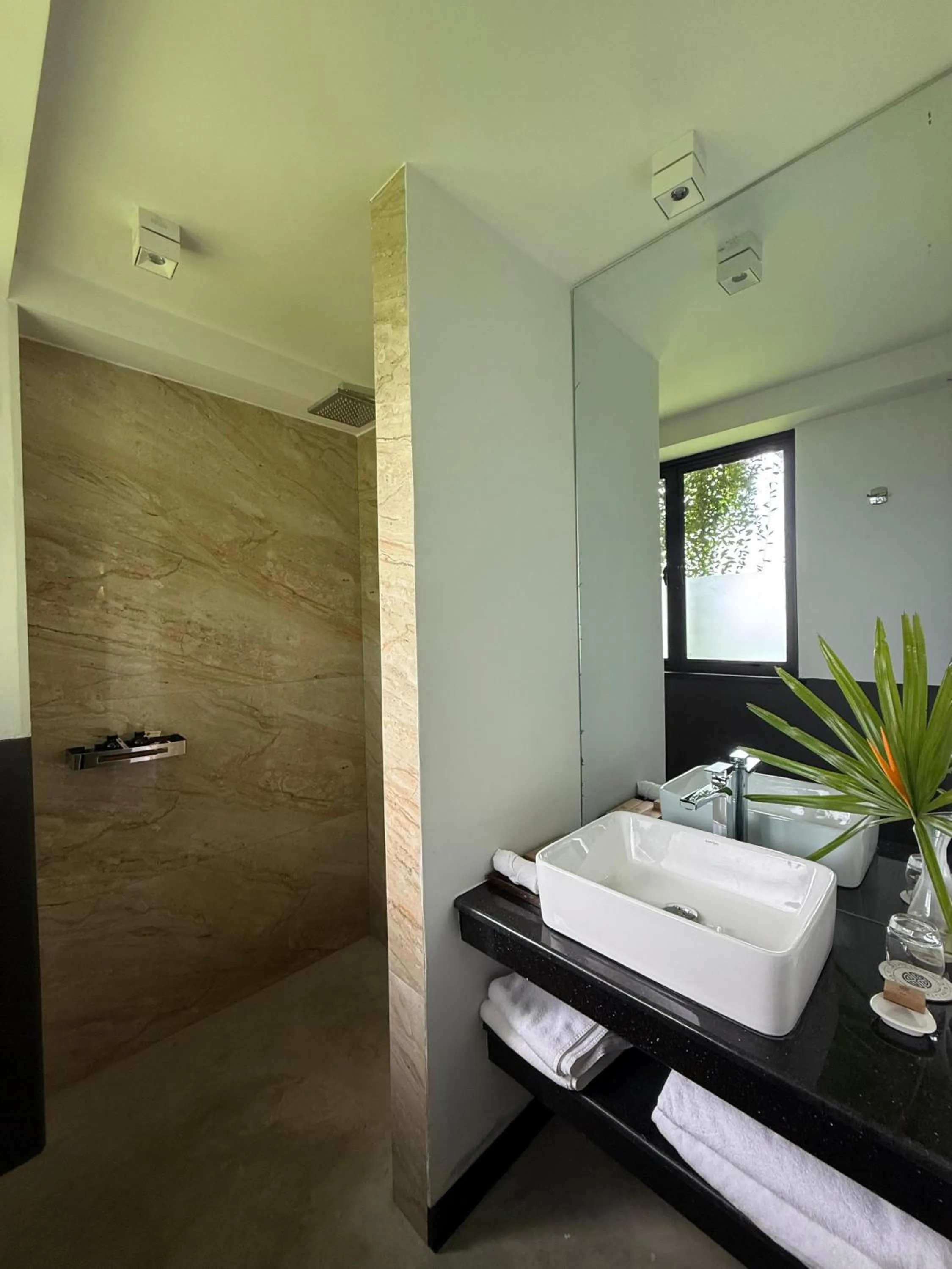 Bathroom in Tabula Rasa Resort & Spa