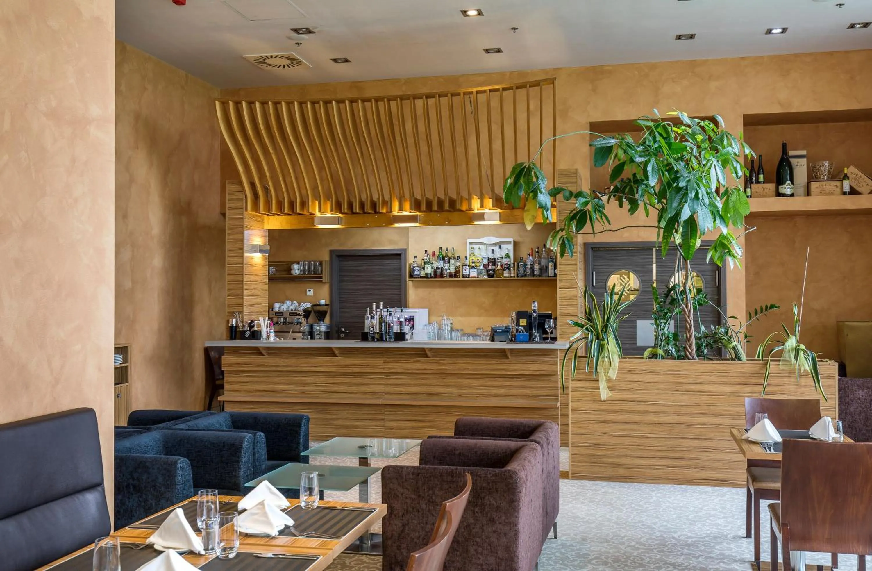 ETO Park Hotel Business & Stadium