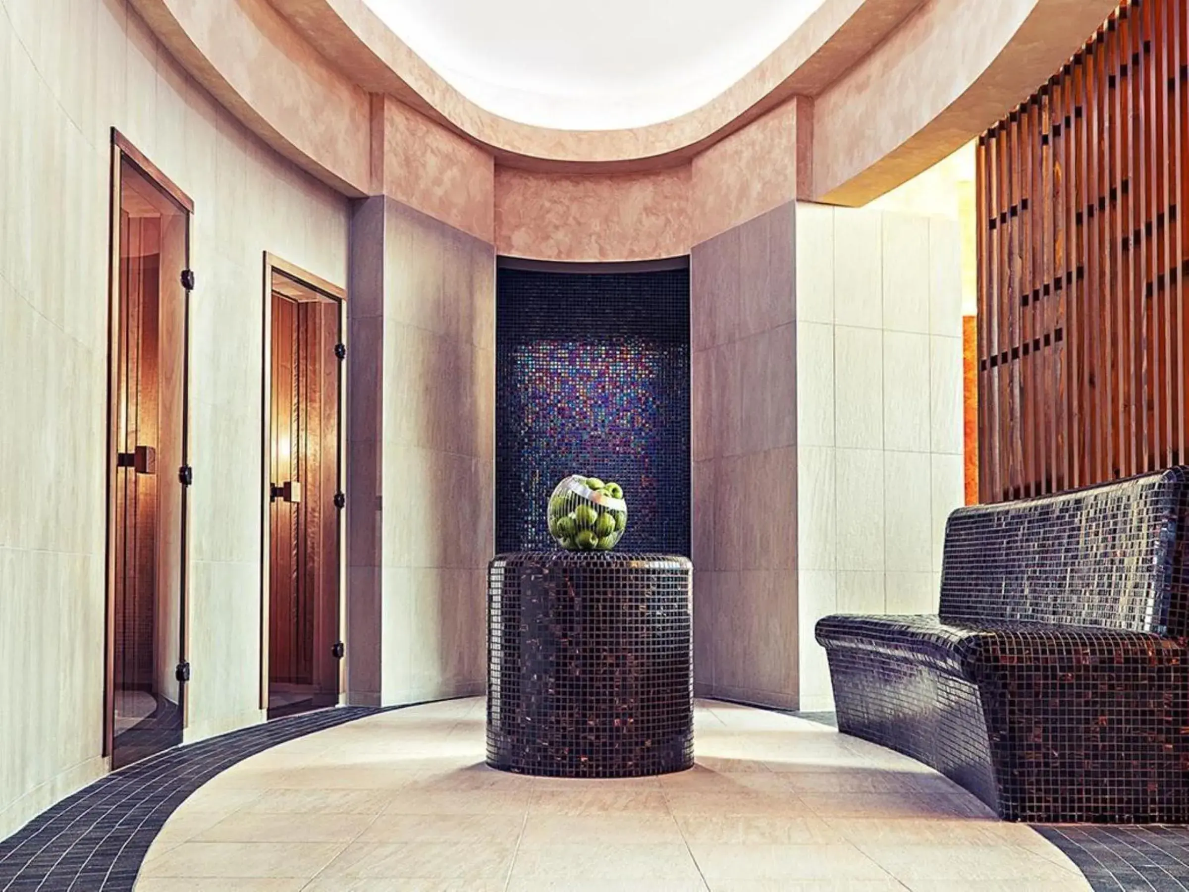 Spa and wellness centre/facilities in ETO Park Hotel Business & Stadium Spa and wellness centre/facilities in ETO Park Hotel Business & Stadium