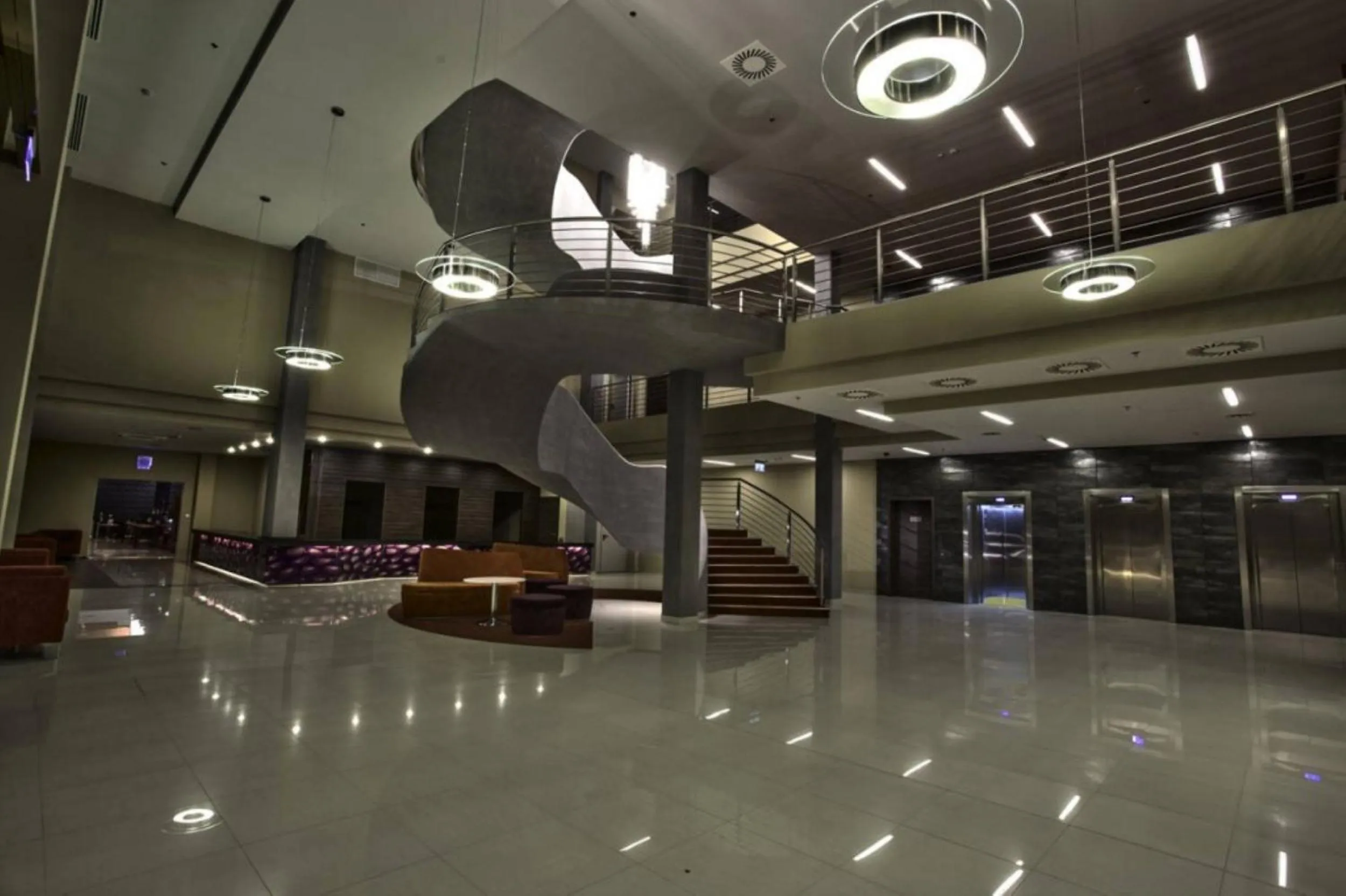 Lobby or reception in ETO Park Hotel Business & Stadium
