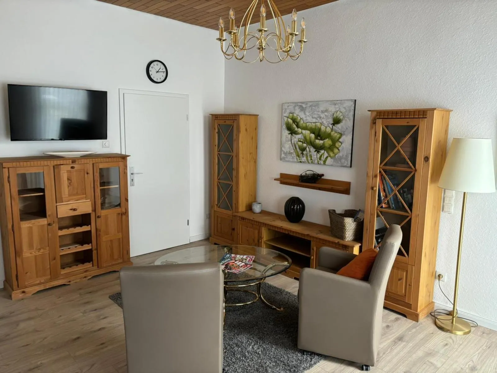 Communal lounge/ TV room in Hotel Mietz