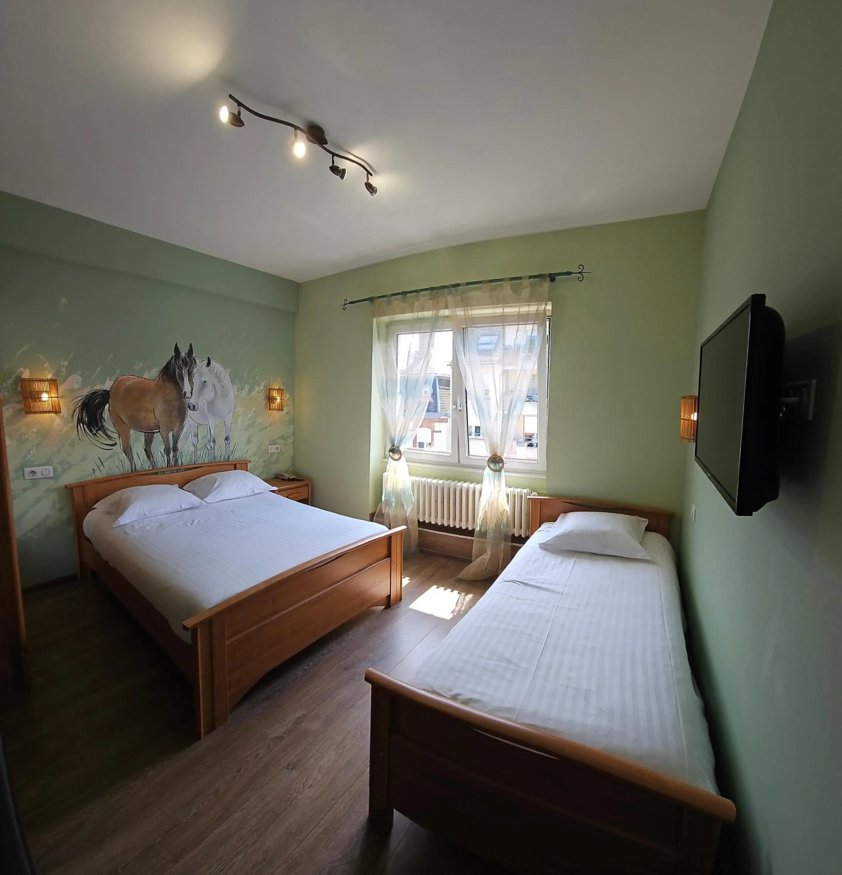 Comfort Triple Room in Hotel Champ Alsace Comfort Triple Room in Hotel Champ Alsace