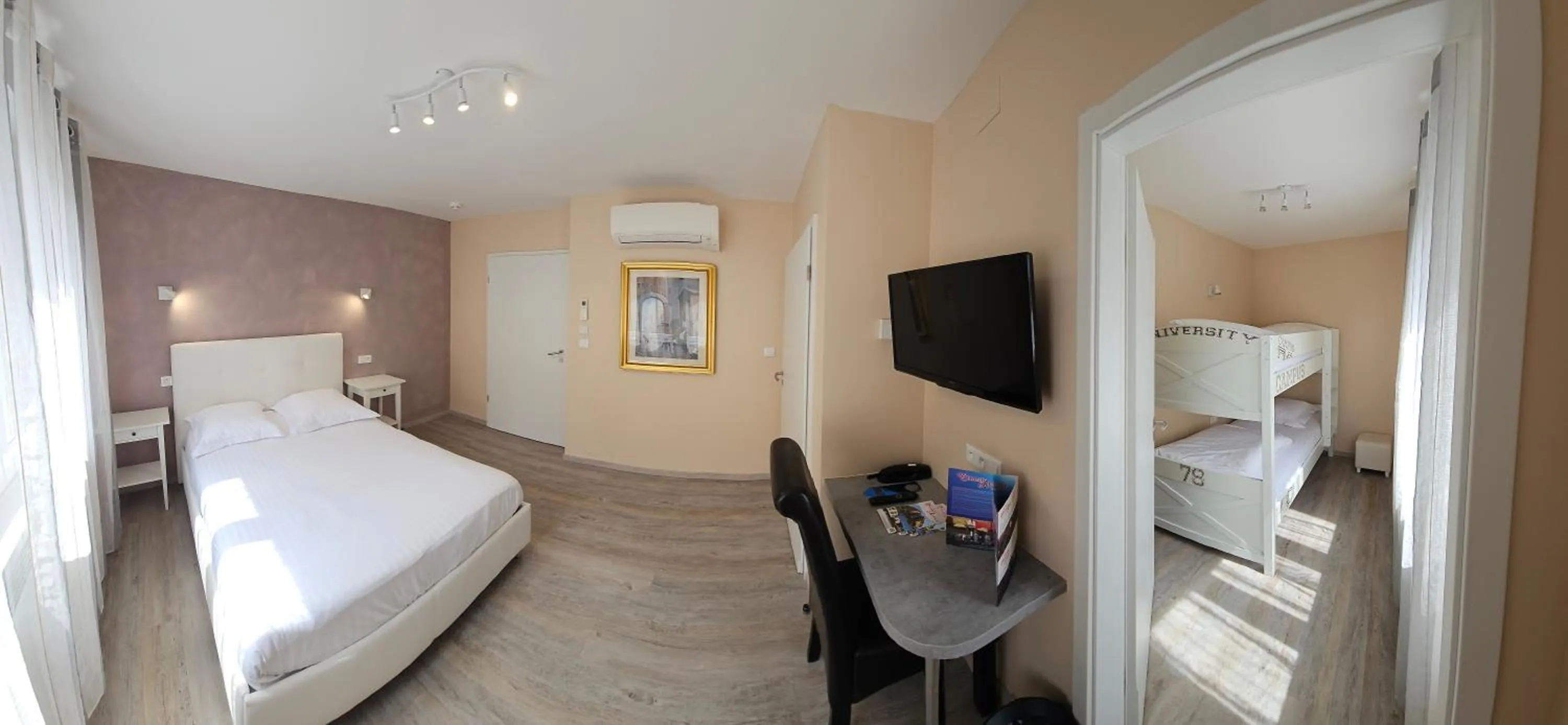 Bed in Hotel Champ Alsace