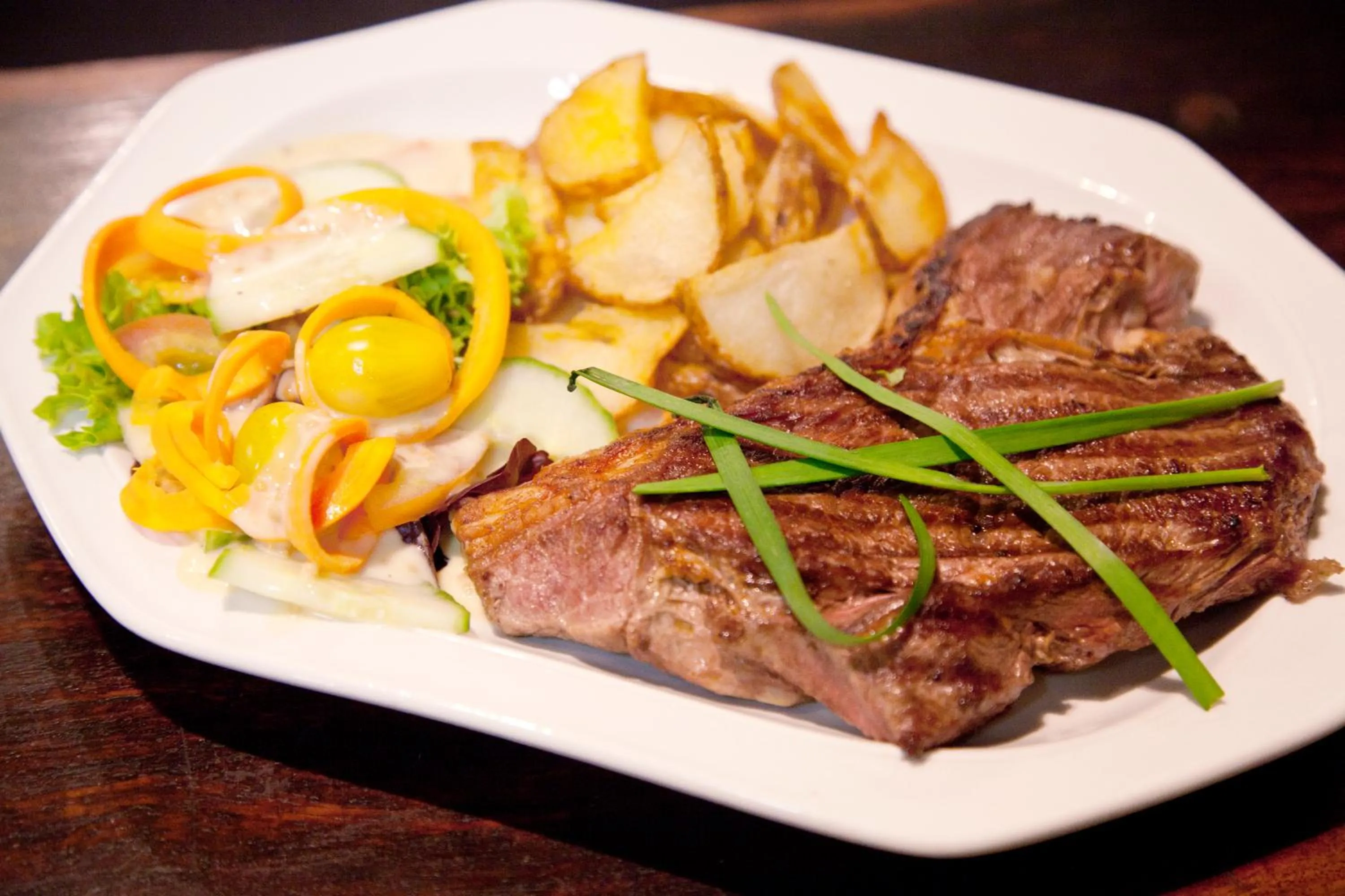 Food in Lalapanzi Hotel & Conference Centre