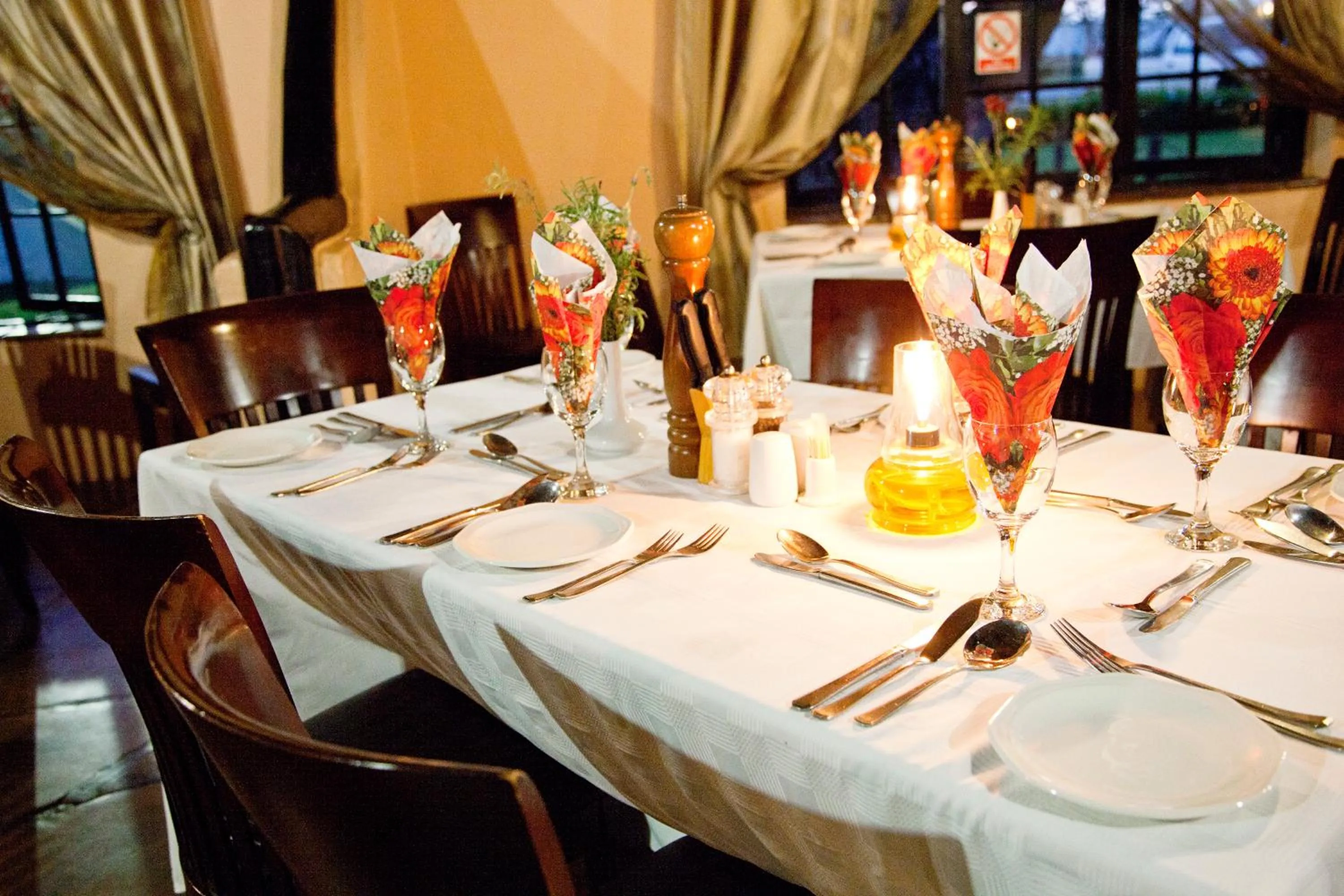 Dining area in Lalapanzi Hotel & Conference Centre