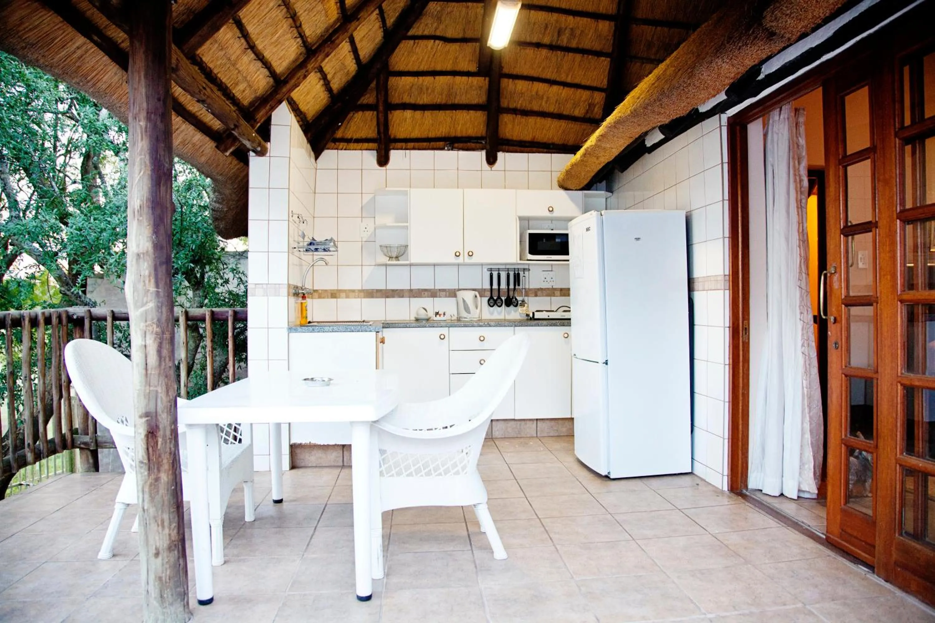 Kitchen or kitchenette in Lalapanzi Hotel & Conference Centre
