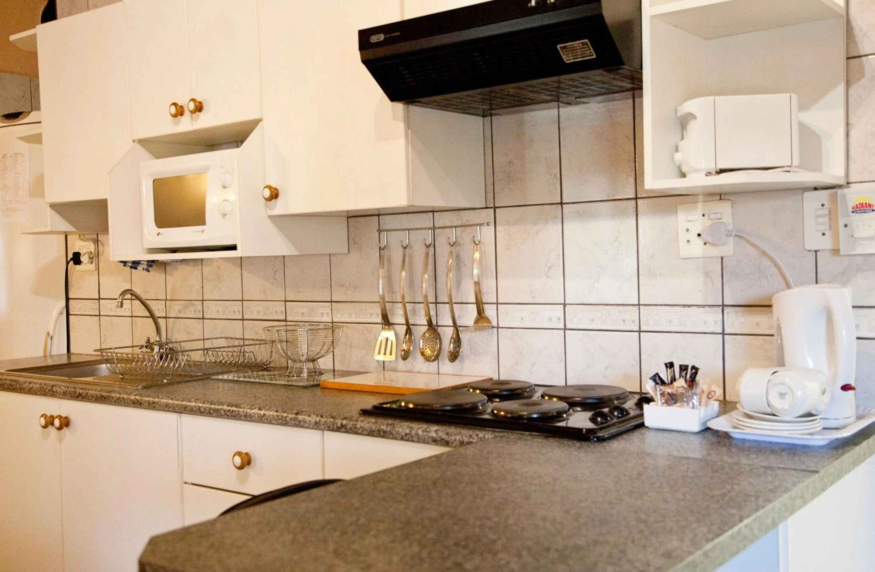 Kitchen or kitchenette in Lalapanzi Hotel & Conference Centre