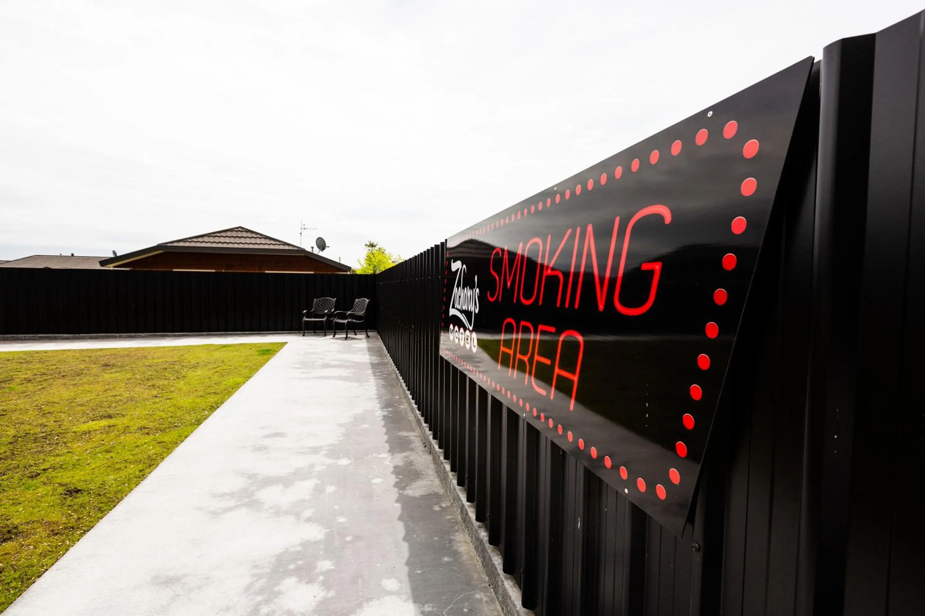 Logo/Certificate/Sign in Zachary's Motel