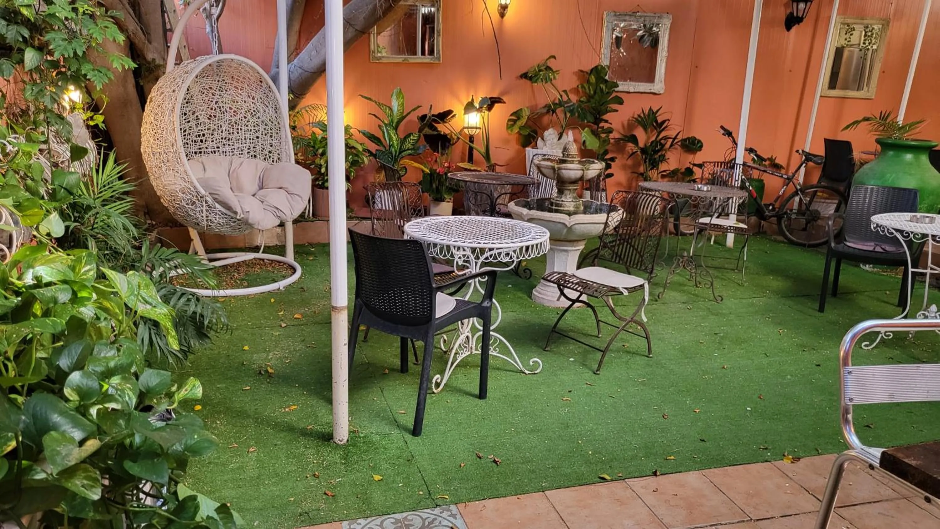 Garden in Central Hotel