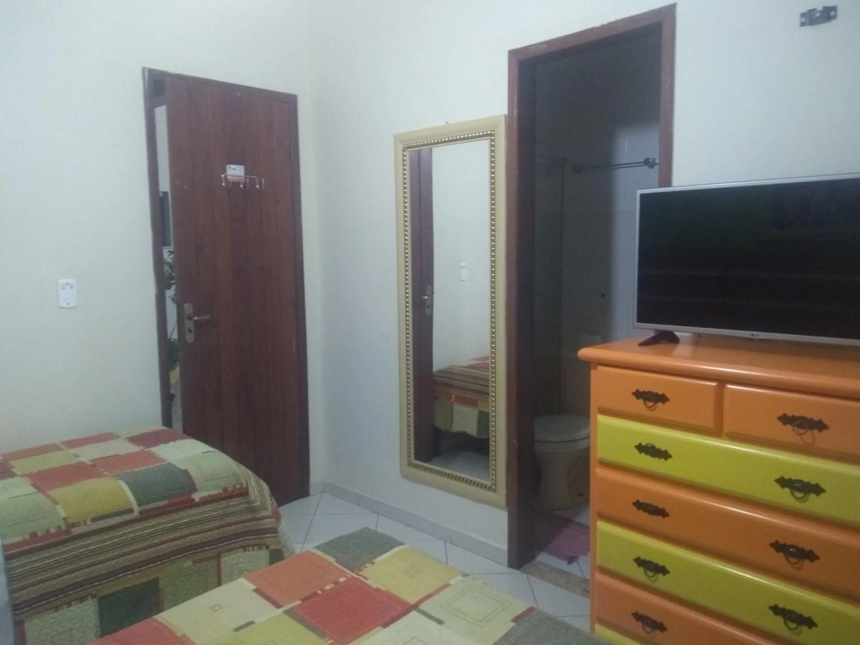 TV and multimedia, Bed in Pousada Vale do Amanhecer