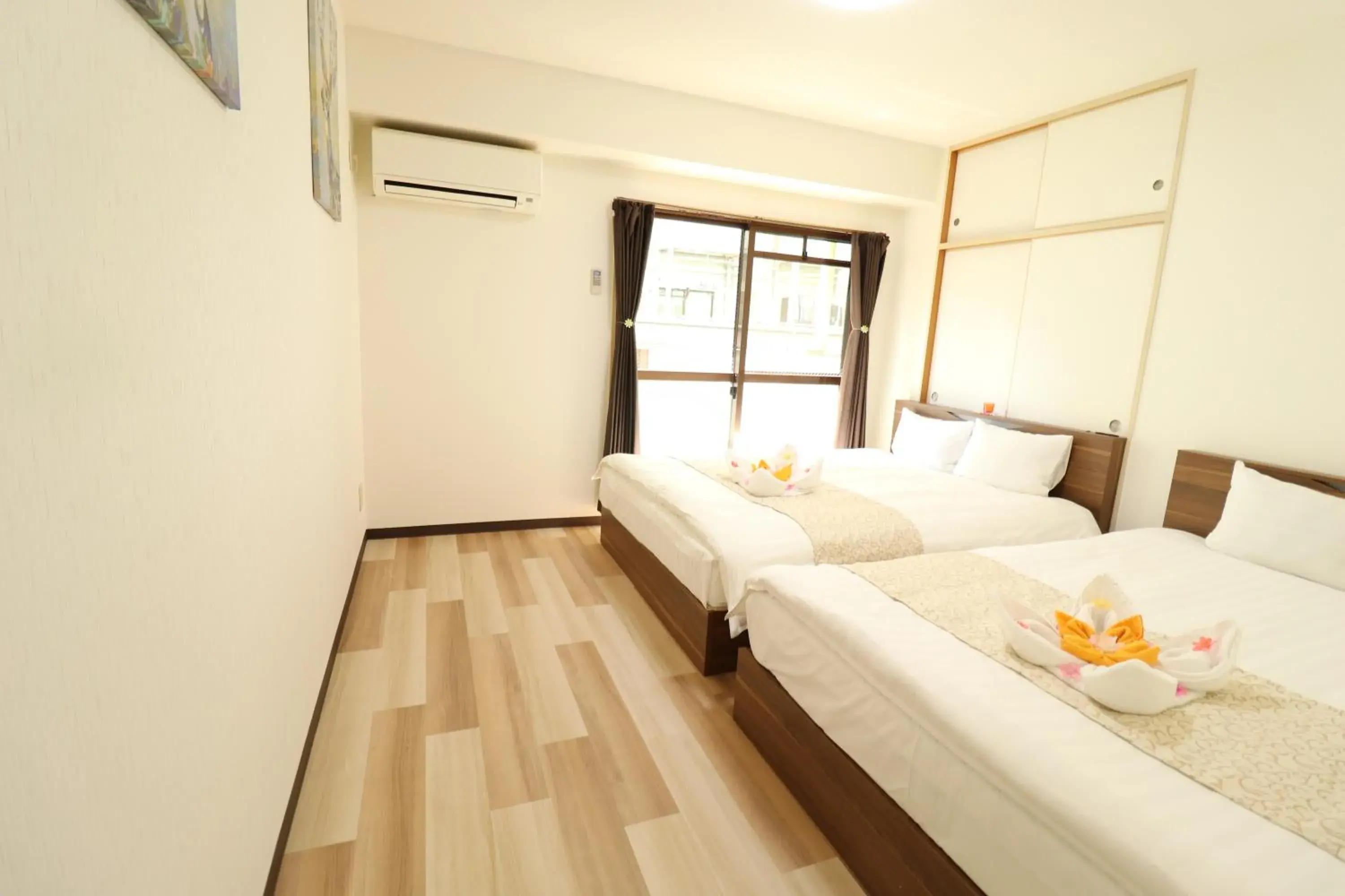 Twin Room with Bath in Court Saiwaicho Twin Room with Bath in Court Saiwaicho