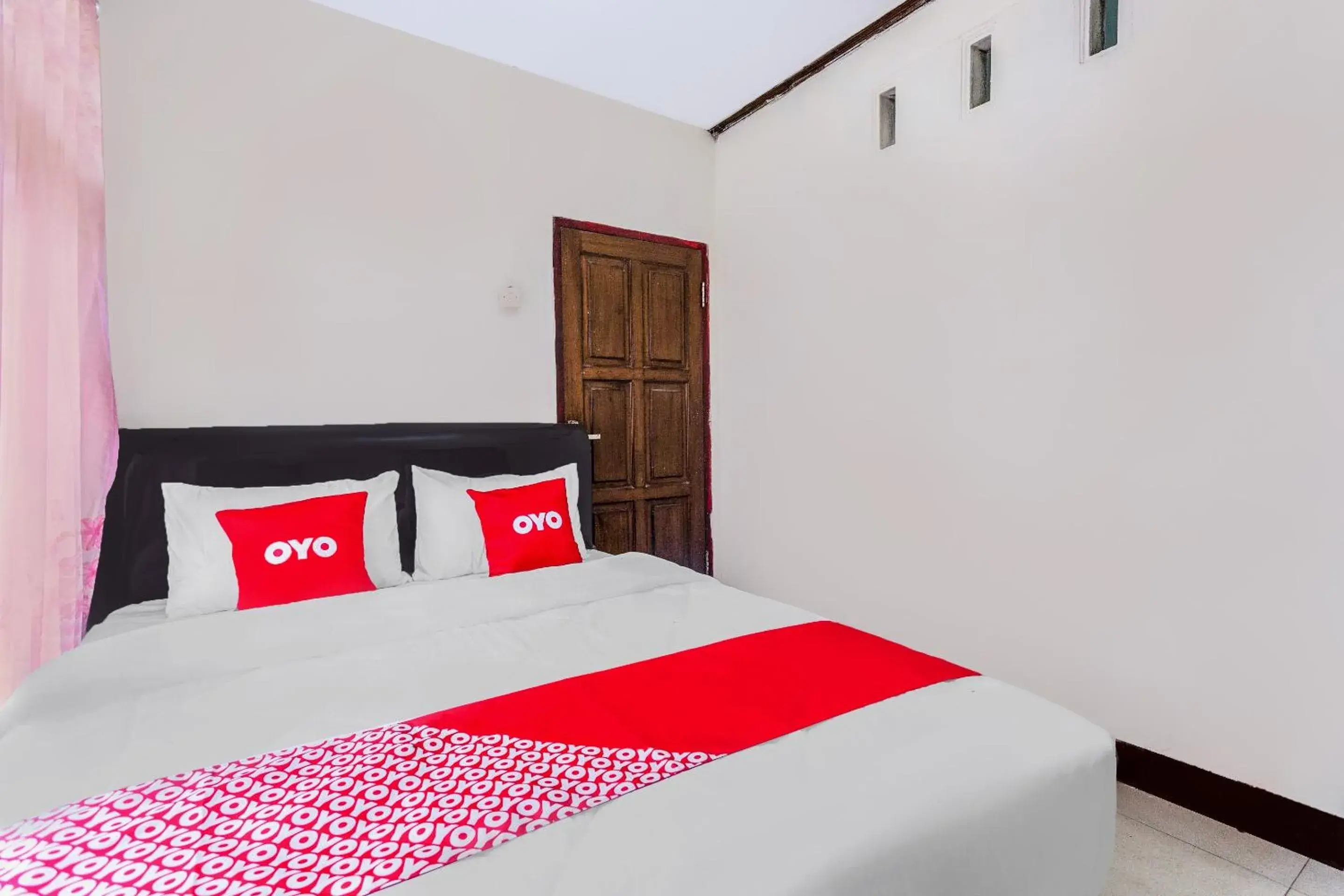 Bedroom, Bed in Hotel O Telone Bungalow Bedroom, Bed in Hotel O Telone Bungalow