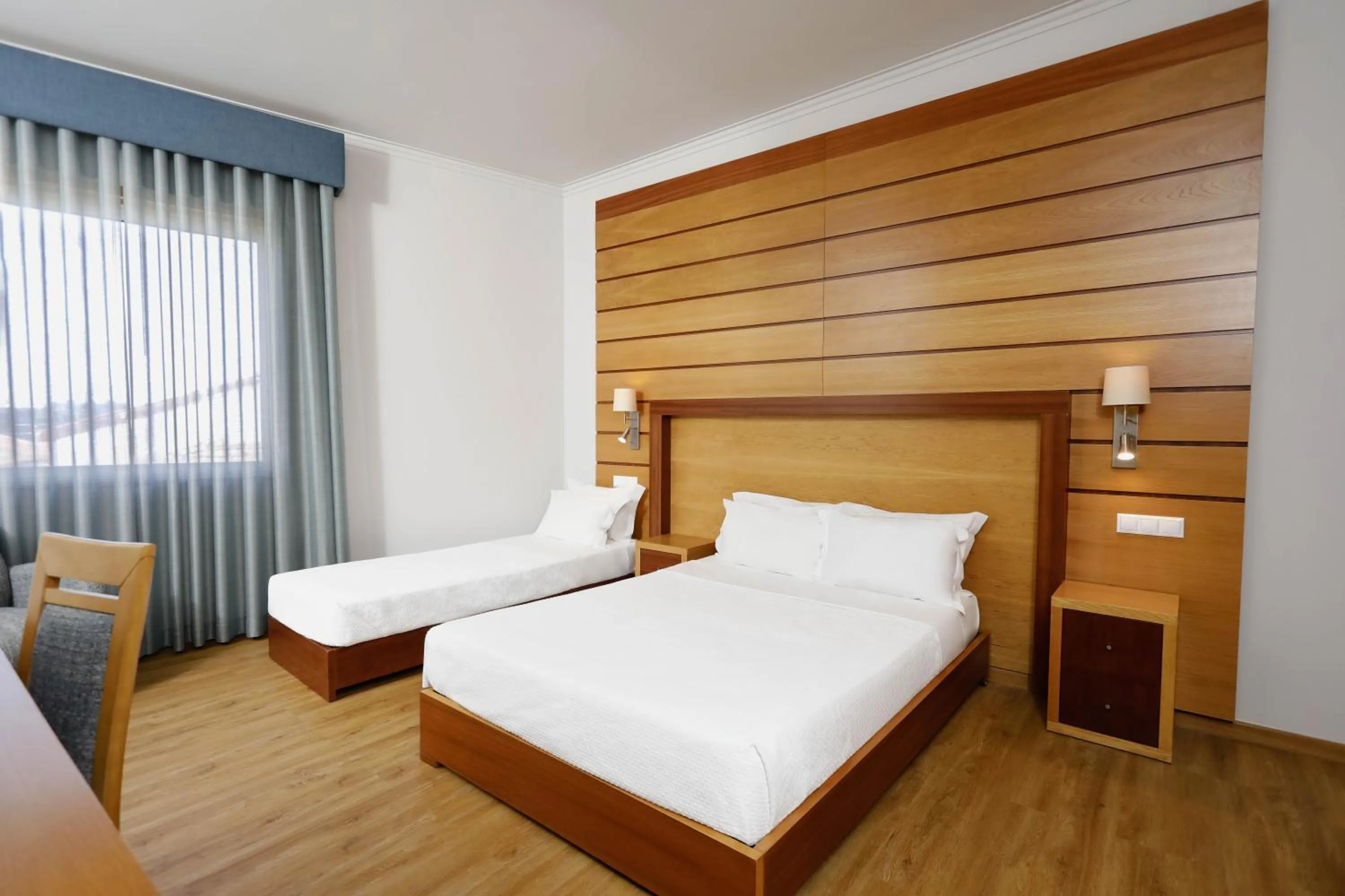 Bed in Montebelo Palácio dos Melos Viseu Historic Hotel