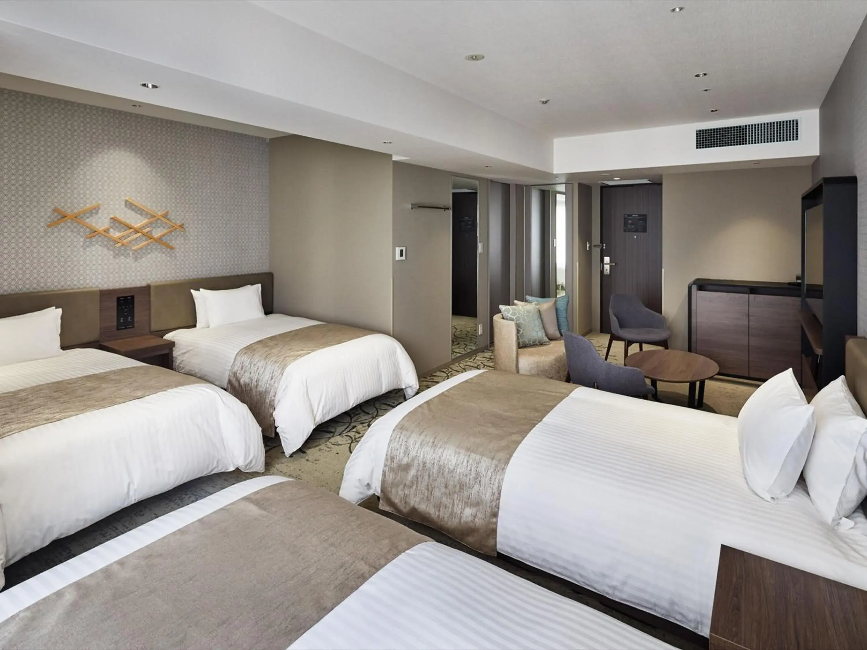 Bed in Hotel Vischio Kyoto by GRANVIA