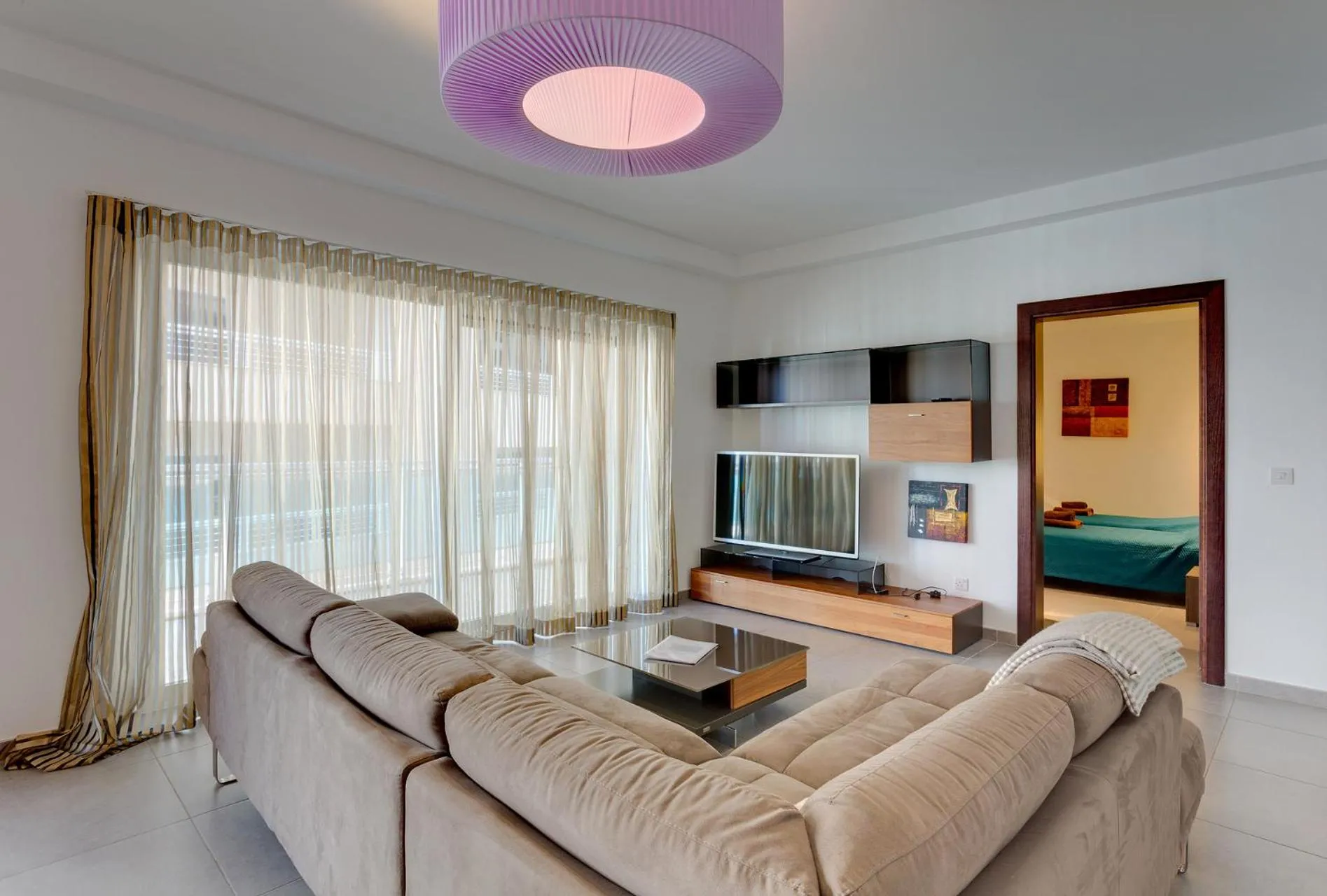 Seaview Apartment In Fort Cambridge, Sliema by Buena Vista