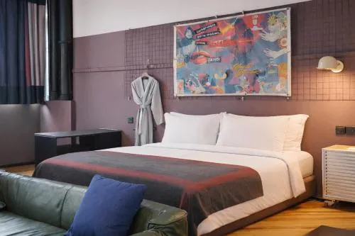 Bed in URSIDE Hotel Shanghai The Bund