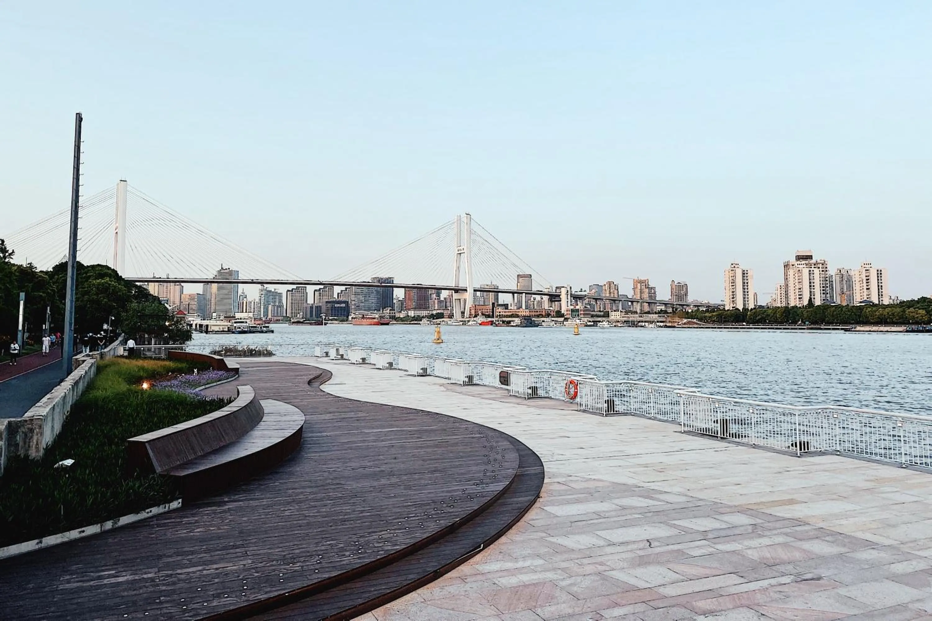 Neighbourhood in URSIDE Hotel Shanghai The Bund