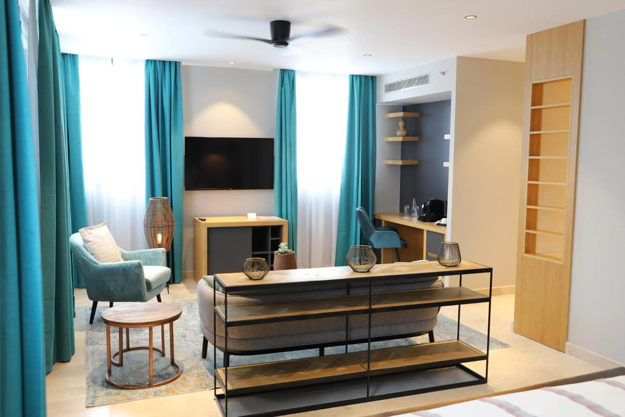 Living room in Magdala Hotel