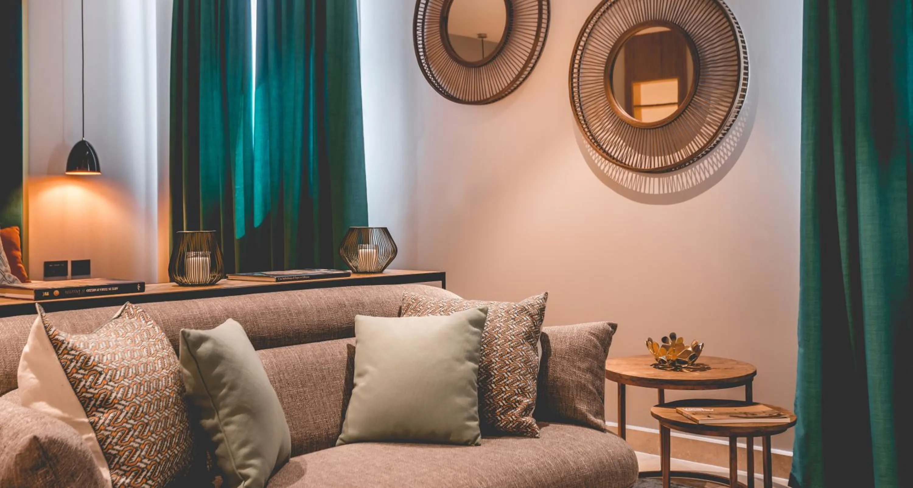 Living room in Magdala Hotel