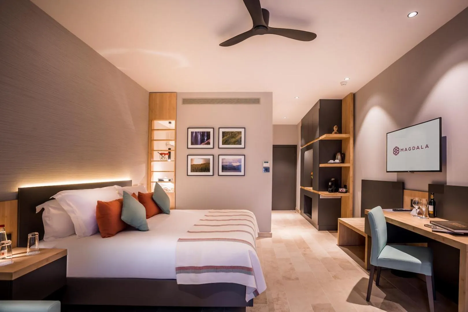 Photo of the whole room, Bed in Magdala Hotel