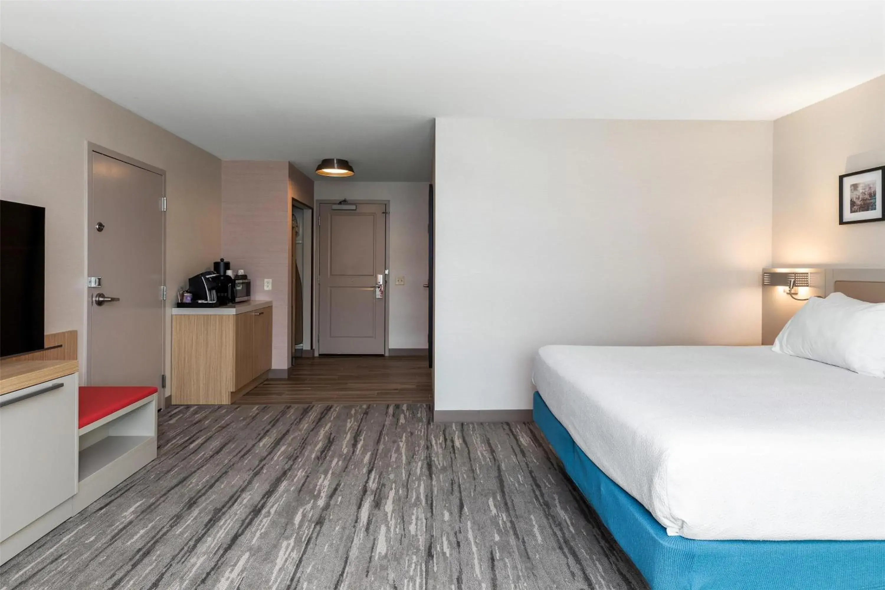 Bed in Hilton Garden Inn Auburn Bed in Hilton Garden Inn Auburn