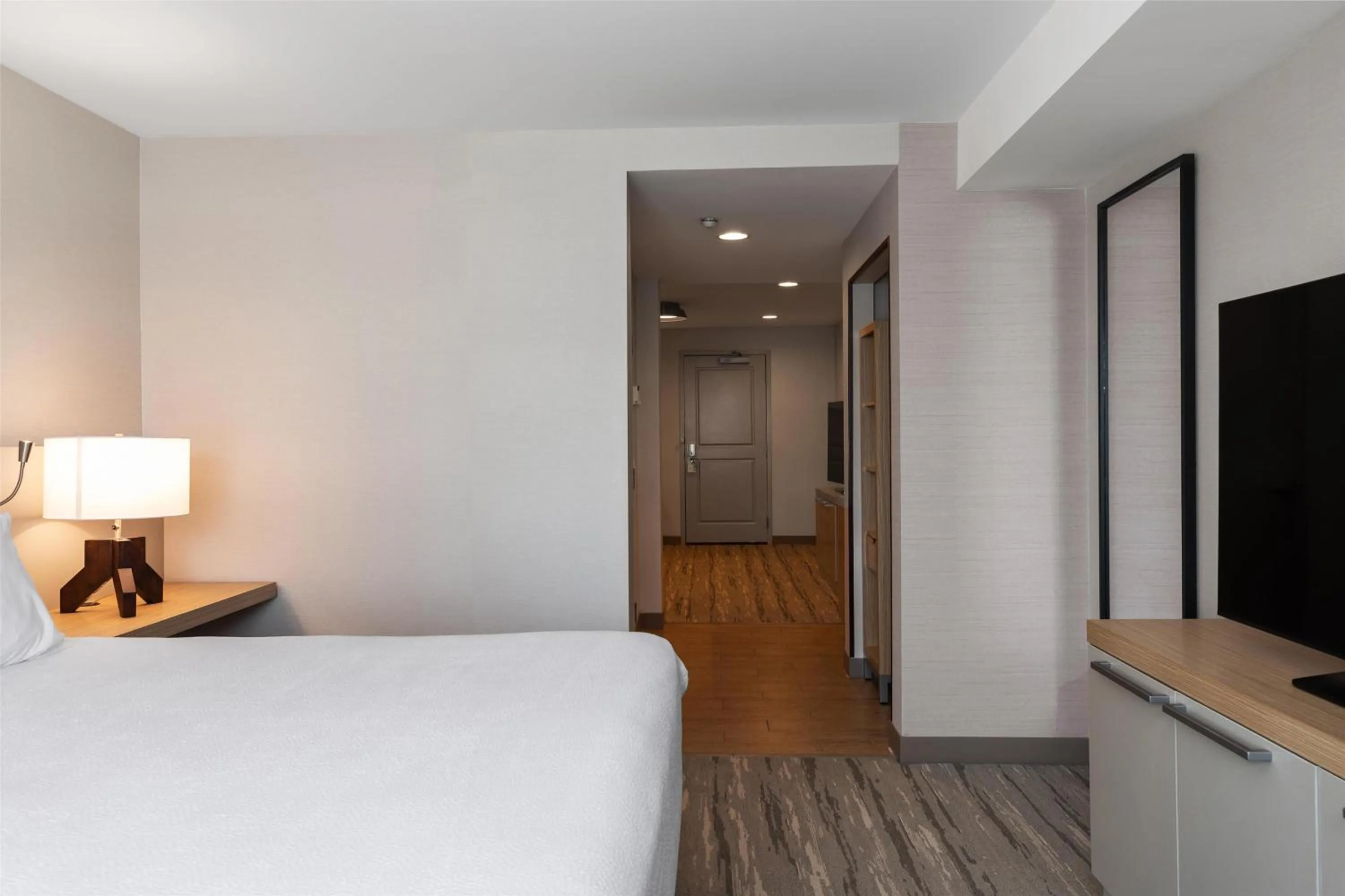 Bed in Hilton Garden Inn Auburn