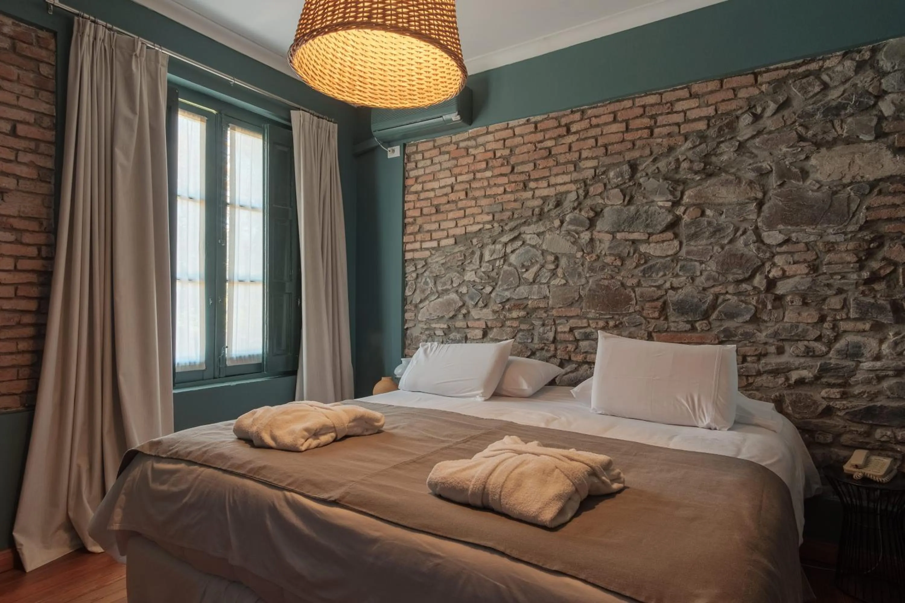 Bedroom, Bed in Posada Plaza Mayor